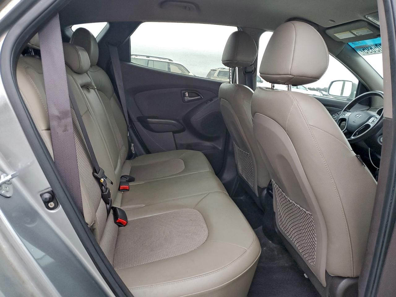 2015 Hyundai Tucson Limited Silver vin: KM8JU3AG8FU047313