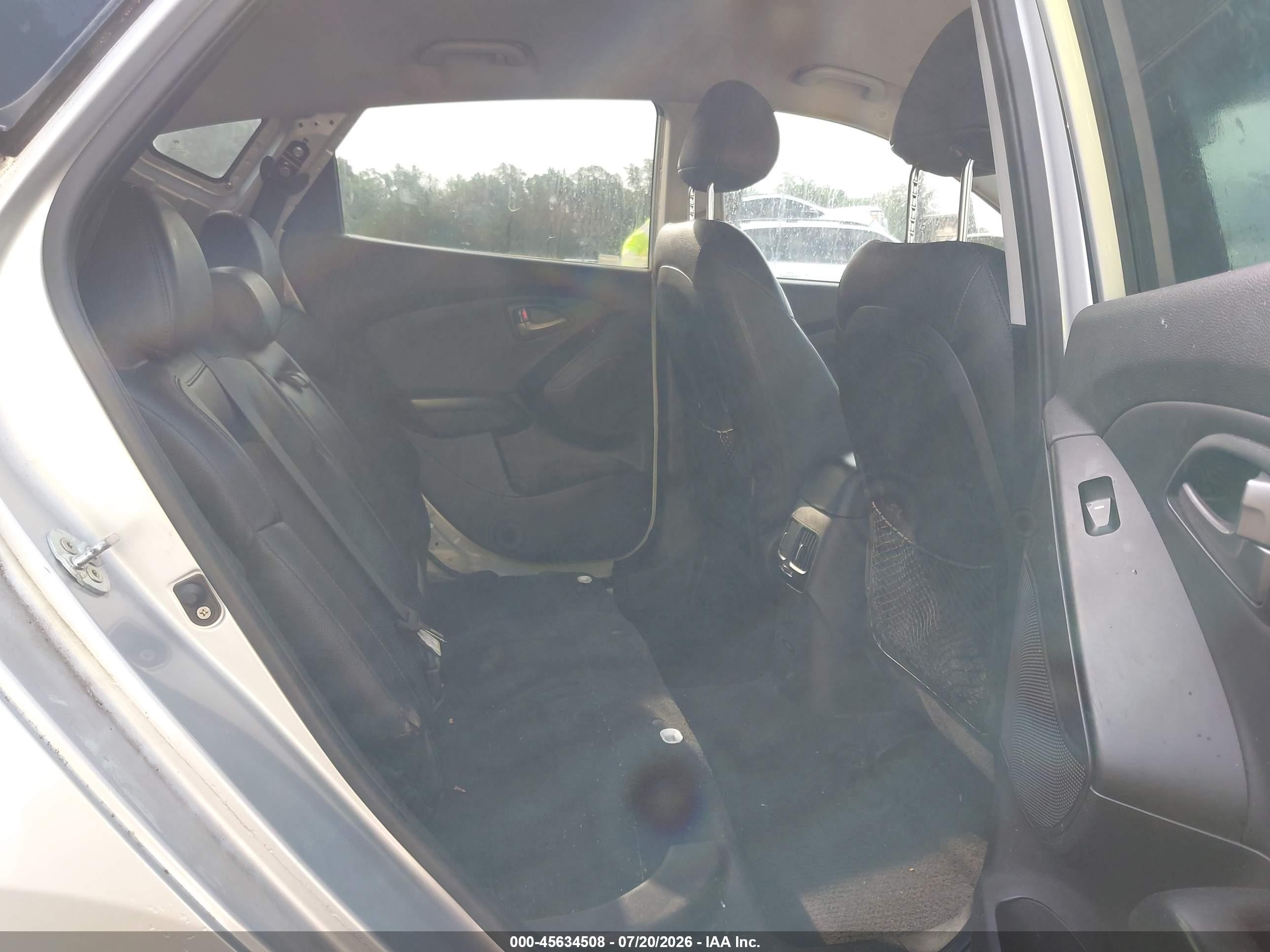 2015 Hyundai Tucson Se Серебряный vin: KM8JU3AG9FU049362