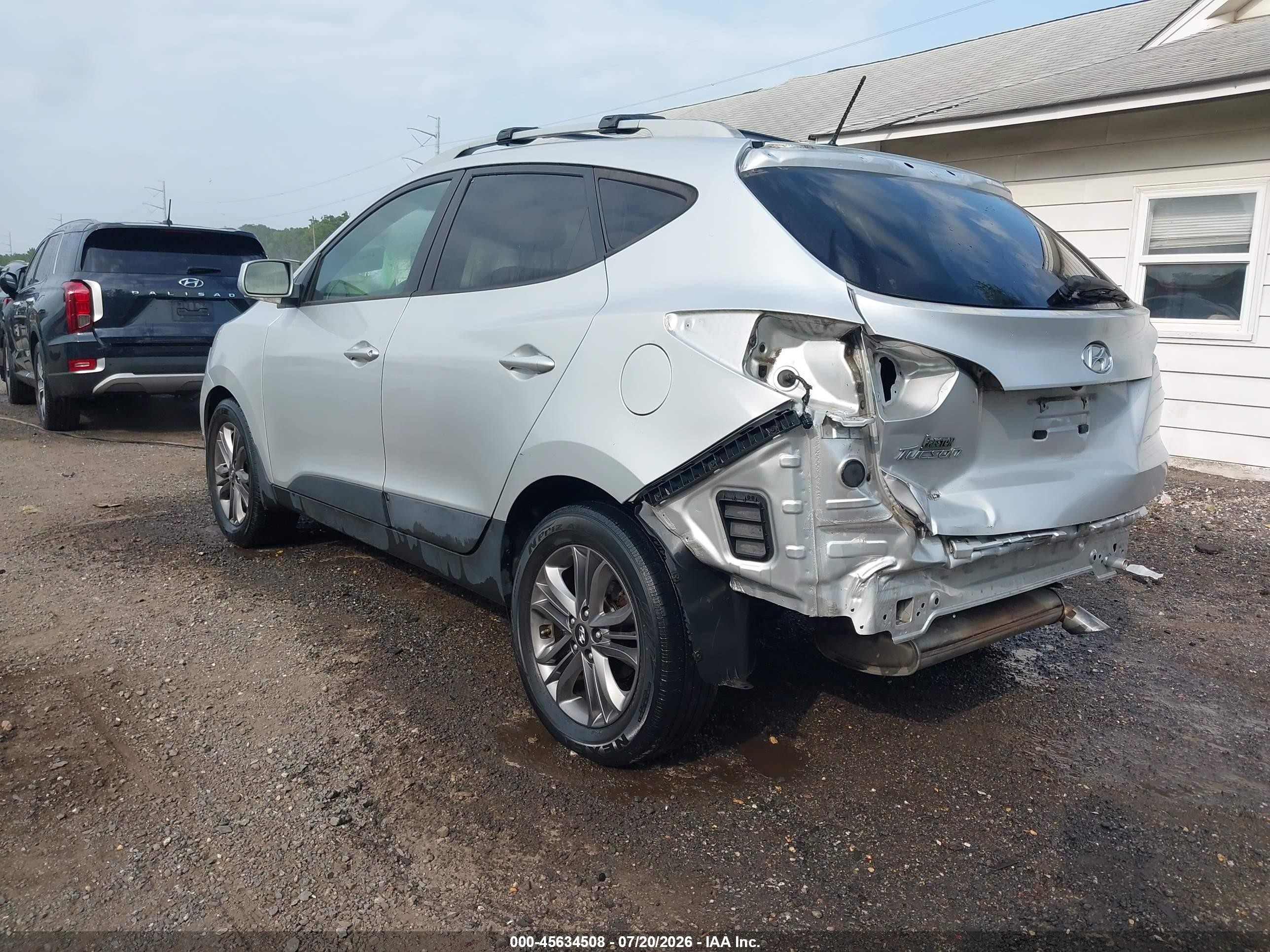 2015 Hyundai Tucson Se Серебряный vin: KM8JU3AG9FU049362