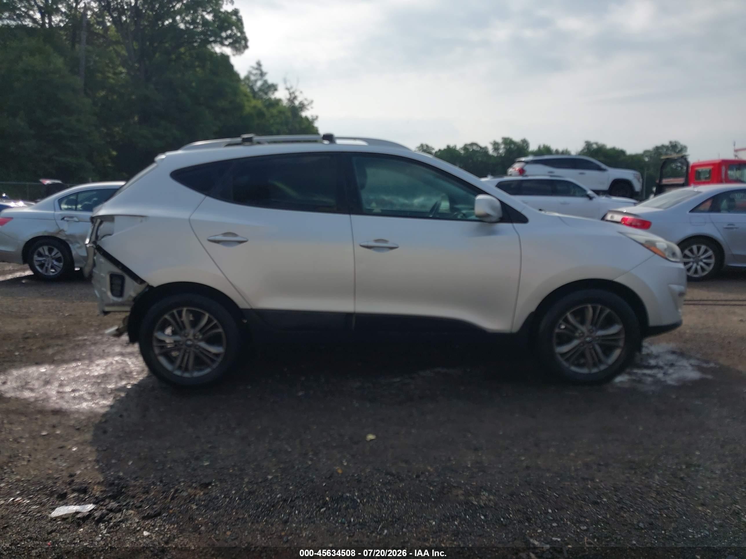 2015 Hyundai Tucson Se Серебряный vin: KM8JU3AG9FU049362