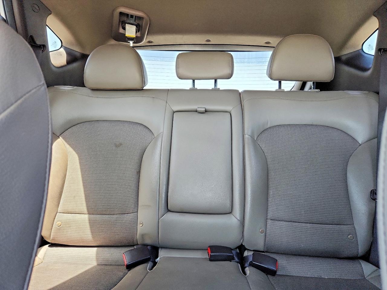 2015 Hyundai Tucson Se White vin: KM8JU3AG9FU110113
