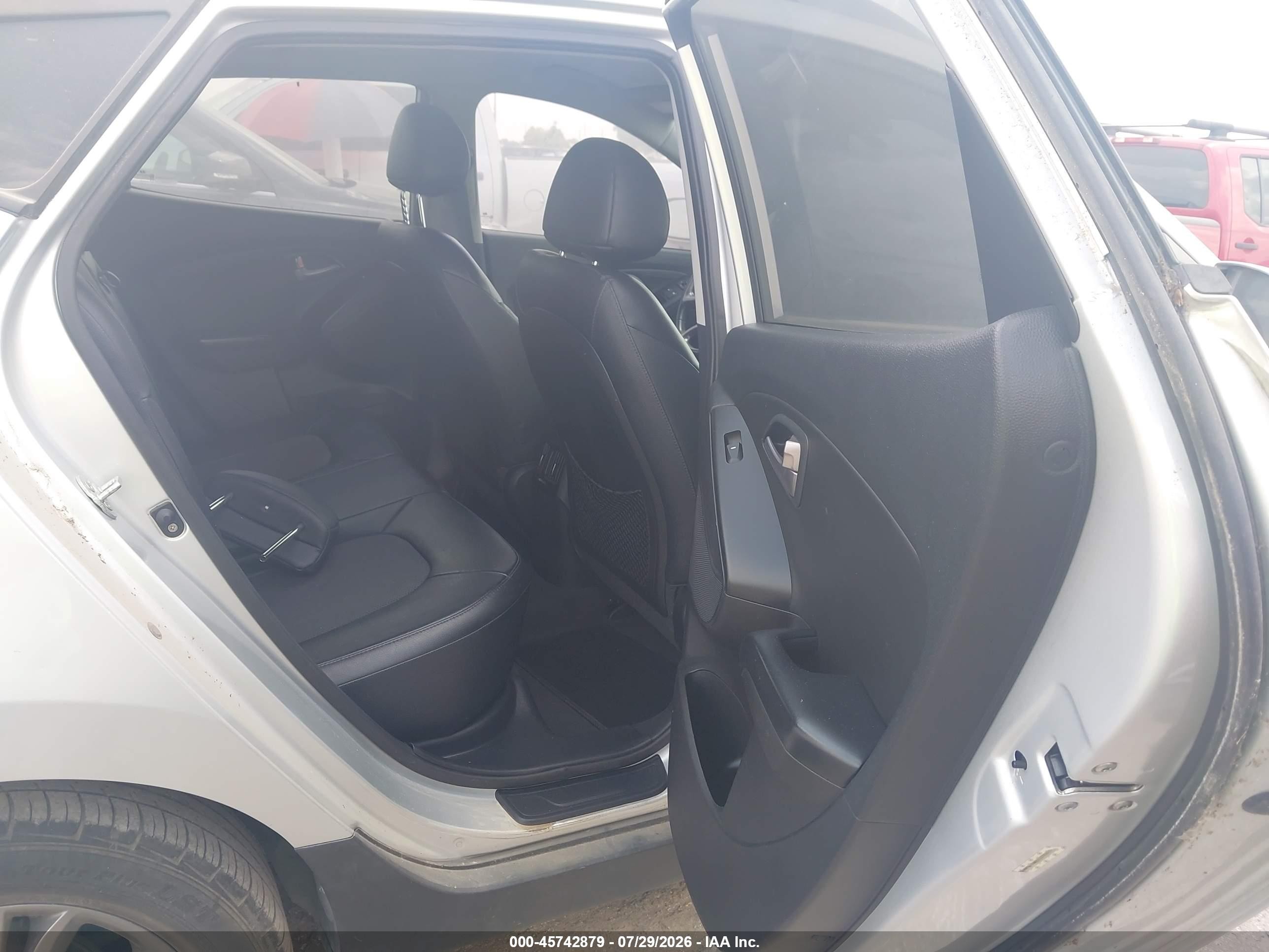 2014 Hyundai Tucson Se Серебряный vin: KM8JU3AGXEU790800