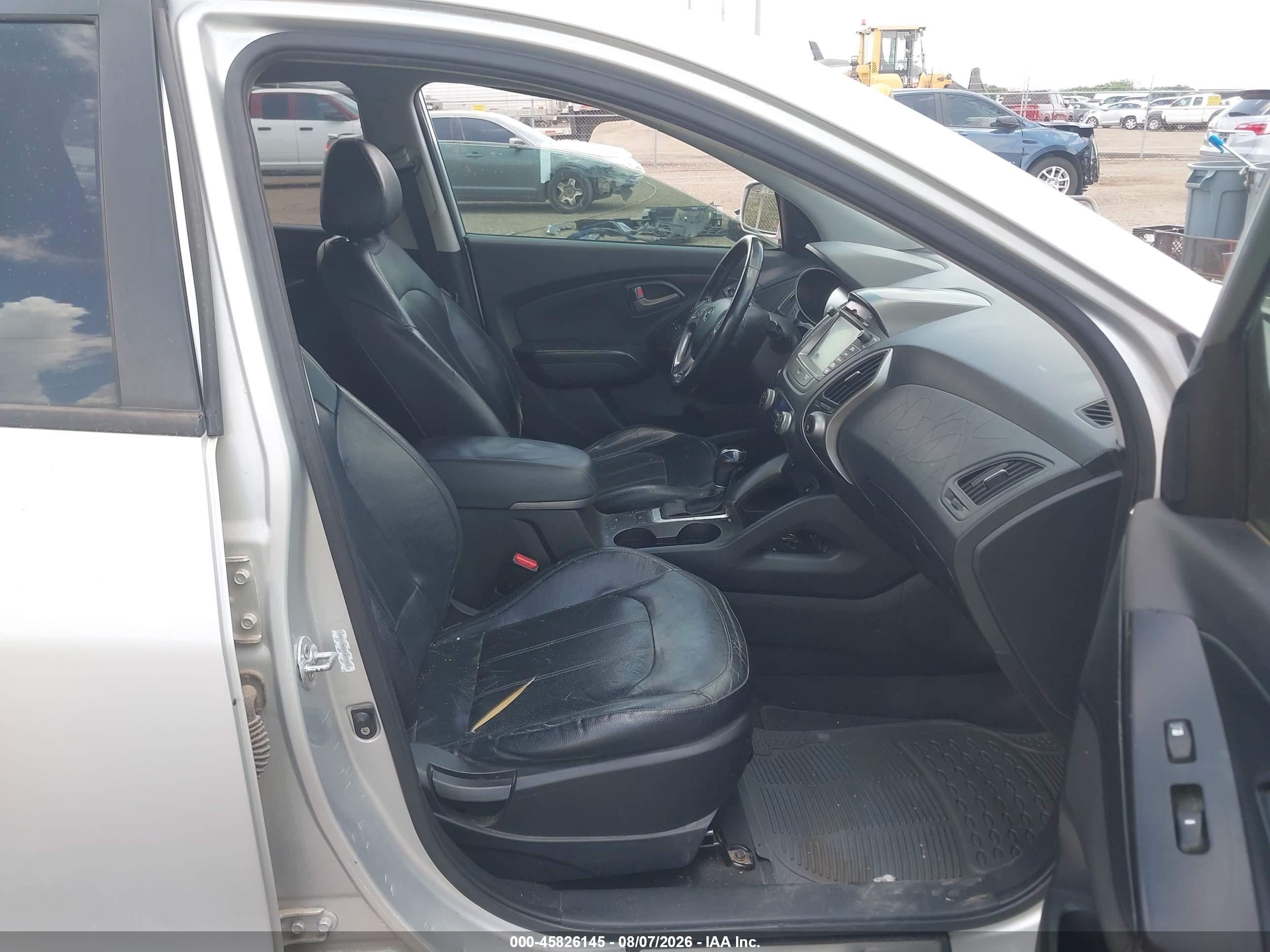 2014 Hyundai Tucson Limited Silver vin: KM8JU3AGXEU857265