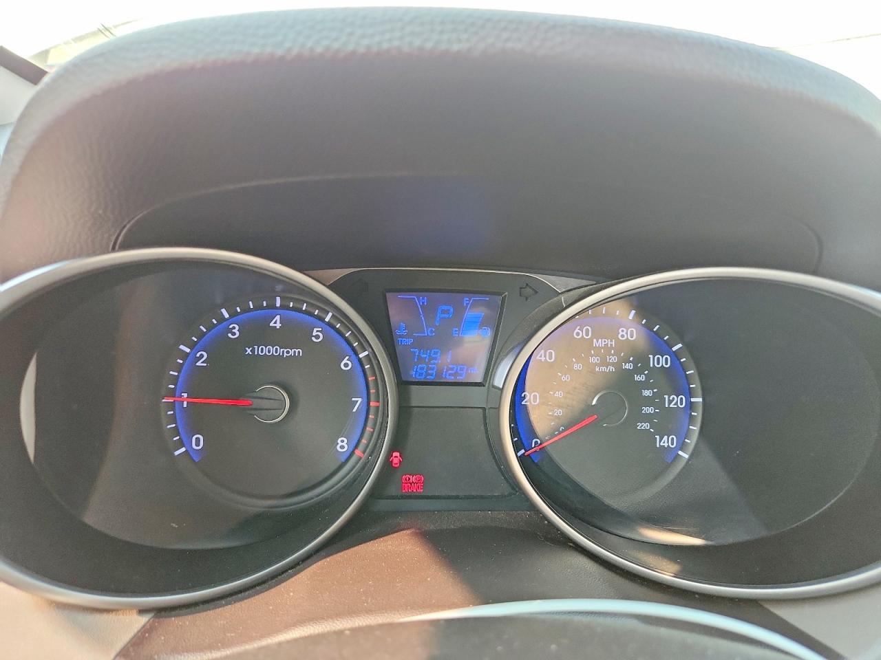 2011 Hyundai Tucson Limited White vin: KM8JUCAC0BU120178
