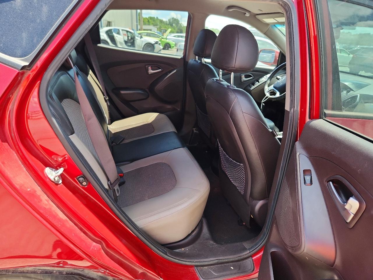 2011 Hyundai Tucson Gls Red vin: KM8JUCAC0BU227487