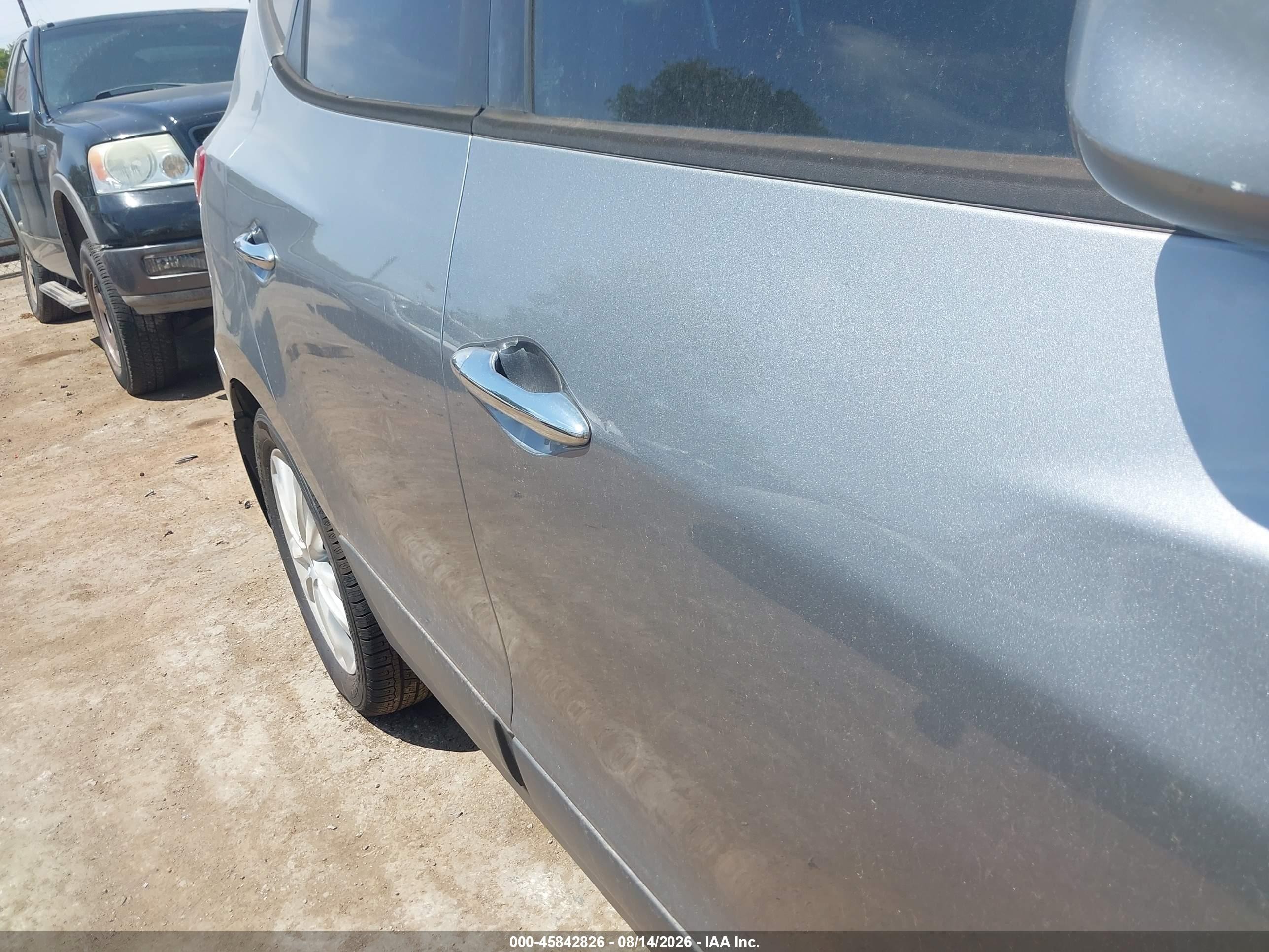 2011 Hyundai Tucson Limited Silver vin: KM8JUCAC0BU231930