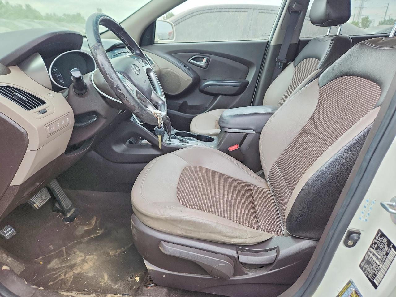 2011 Hyundai Tucson Gls White vin: KM8JUCAC0BU243804