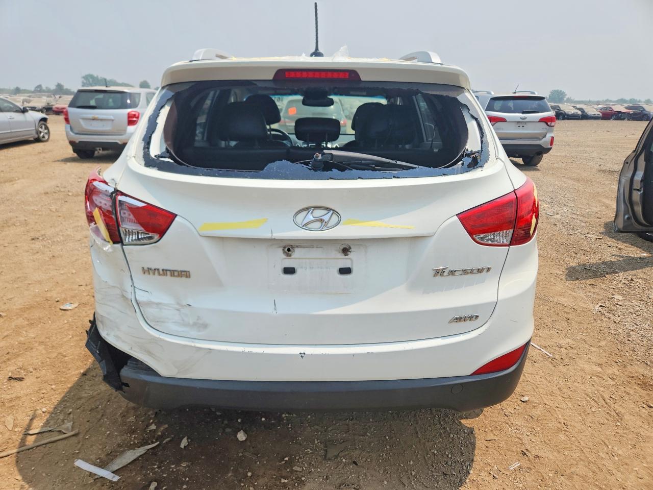 2011 Hyundai Tucson Gls White vin: KM8JUCAC0BU243804