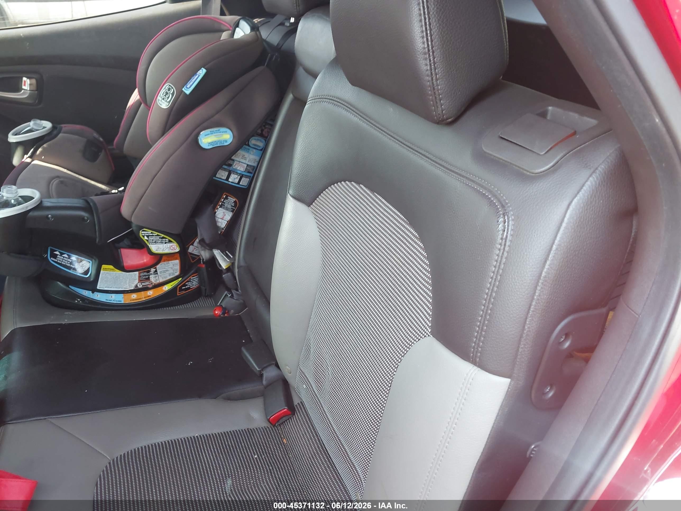 2012 Hyundai Tucson Gls Красный vin: KM8JUCAC0CU476938