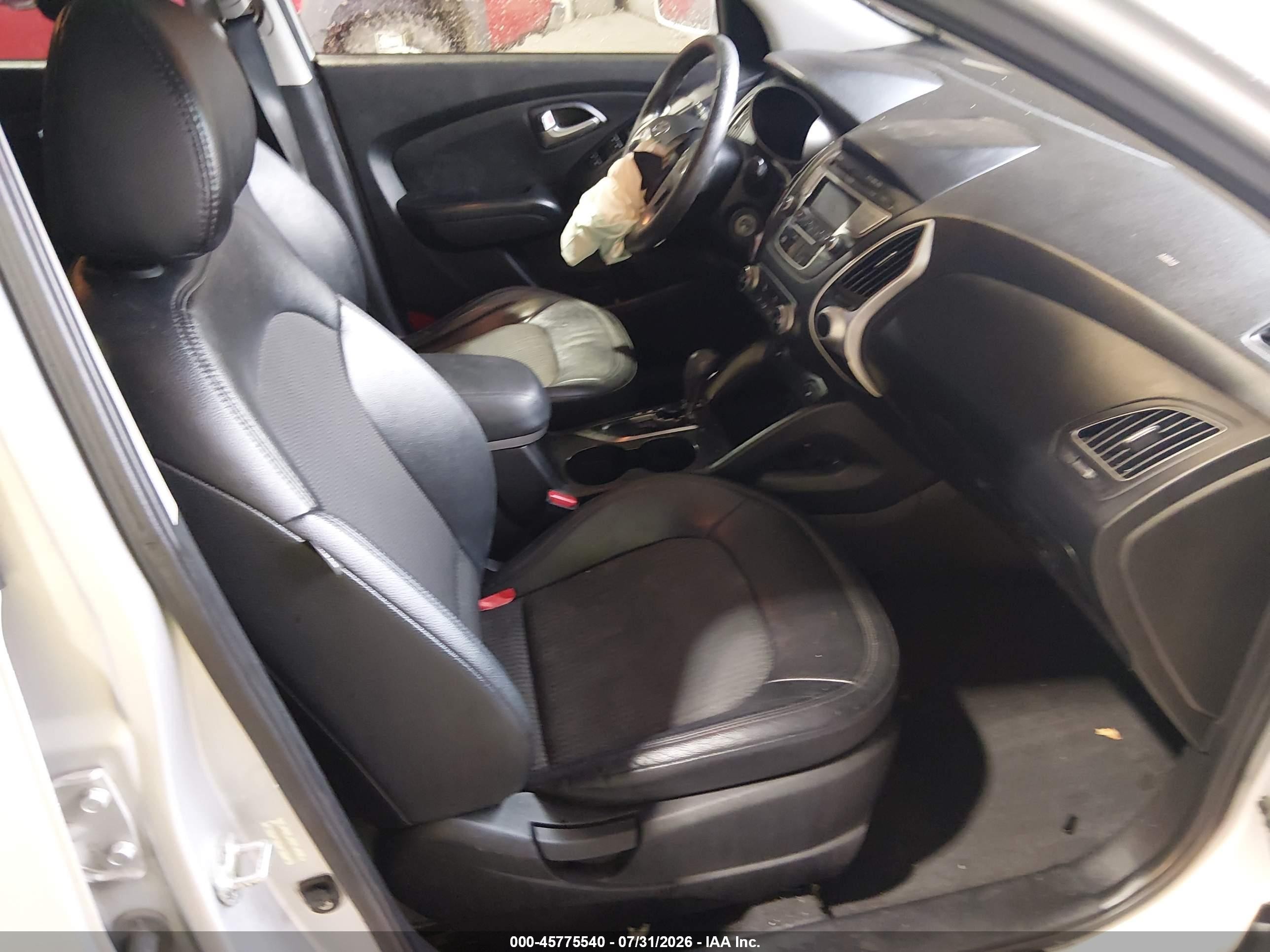2012 Hyundai Tucson Gls Silver vin: KM8JUCAC0CU544185