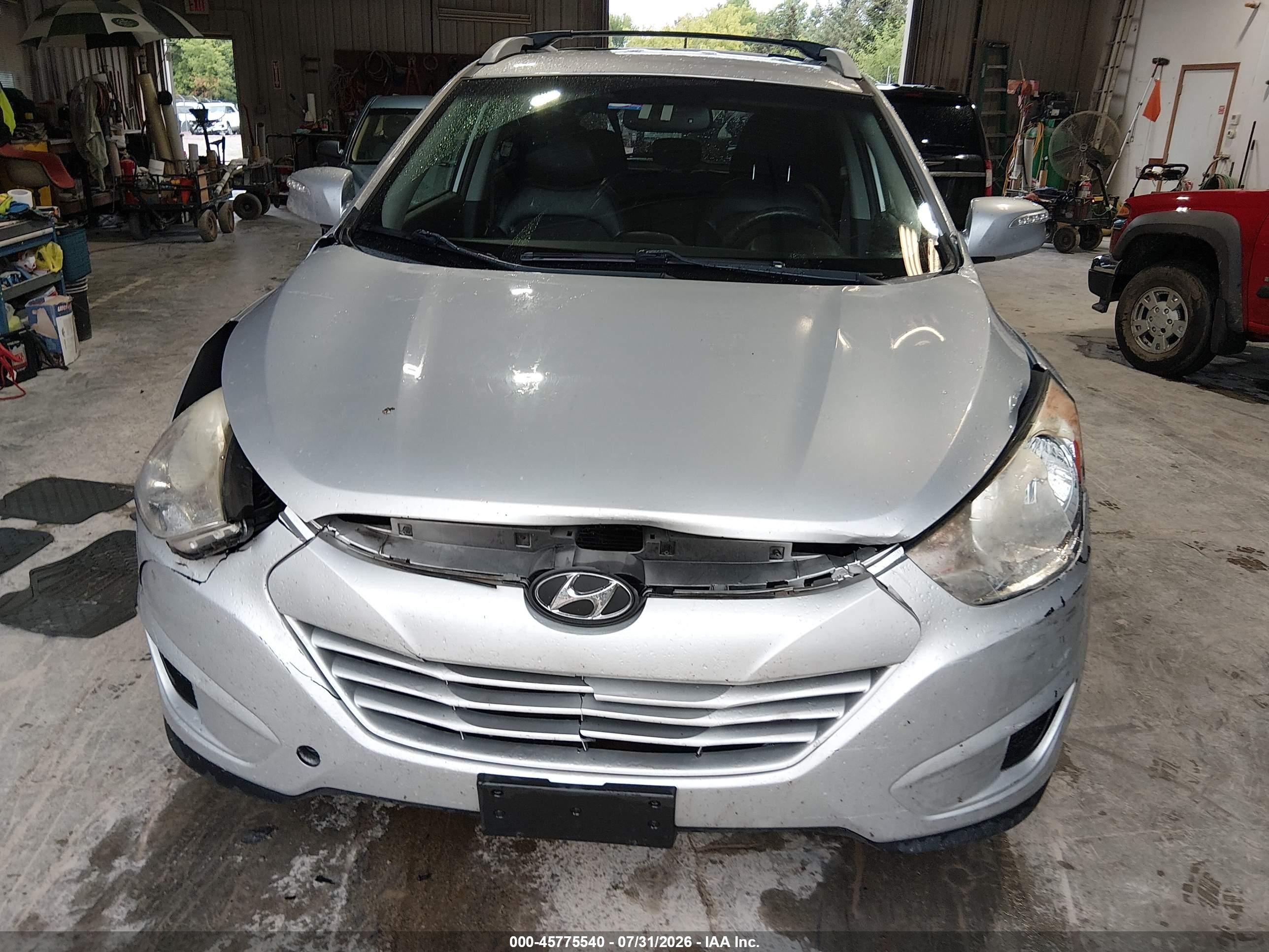 2012 Hyundai Tucson Gls Silver vin: KM8JUCAC0CU544185