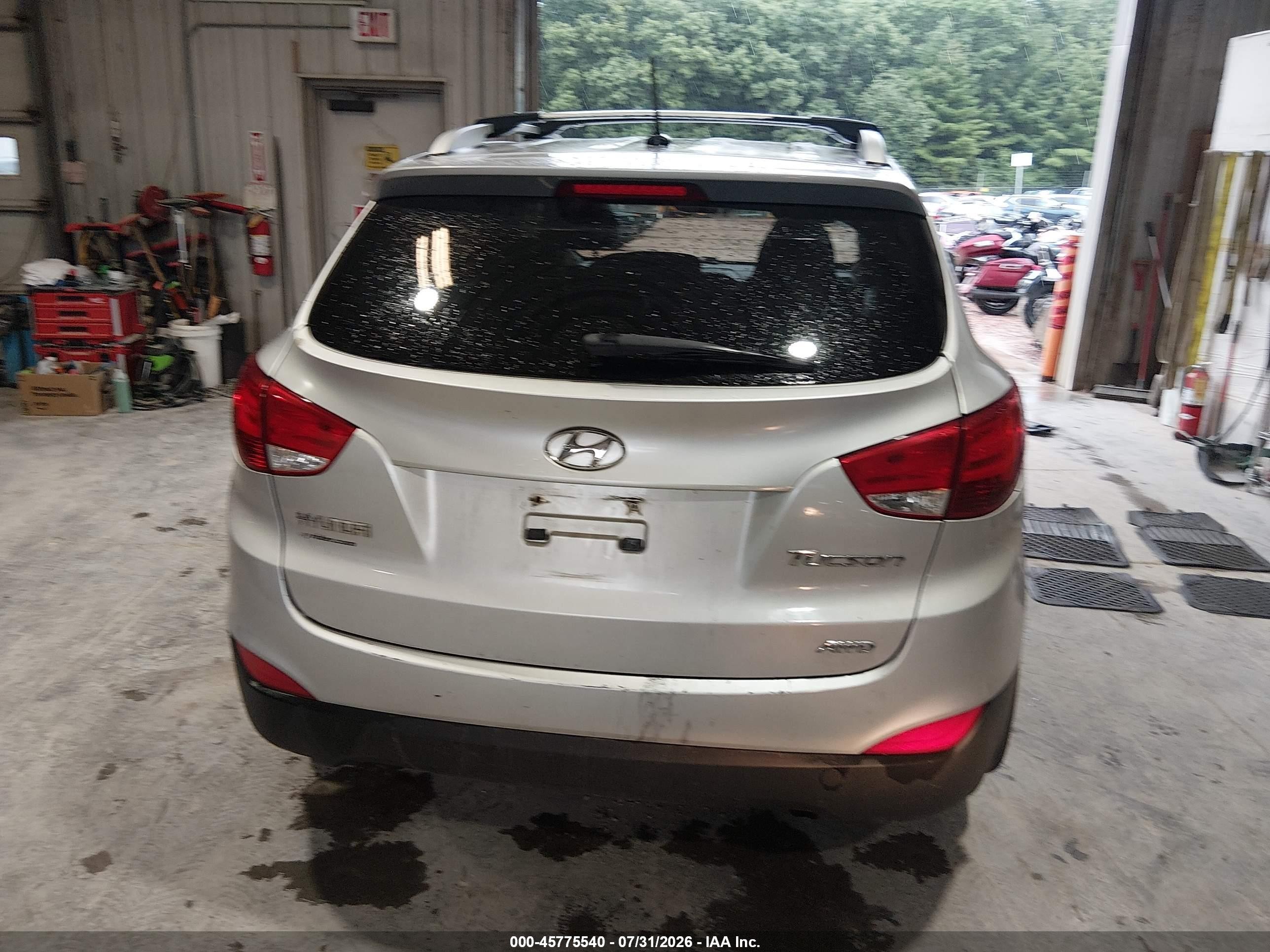 2012 Hyundai Tucson Gls Silver vin: KM8JUCAC0CU544185