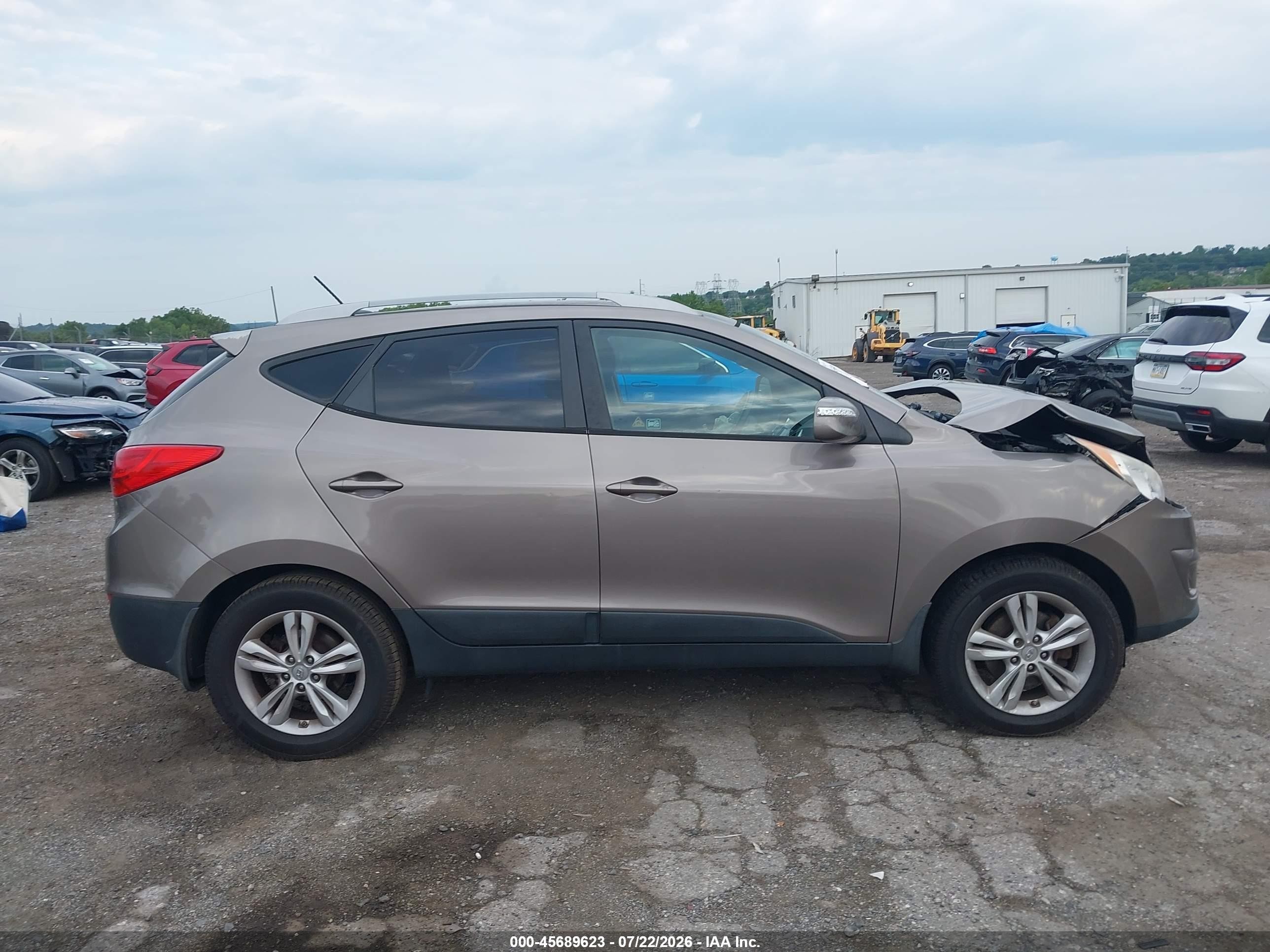 2013 Hyundai Tucson Gls Gray vin: KM8JUCAC0DU565815