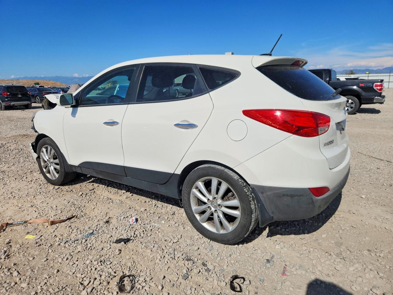 2013 Hyundai Tucson Limited White vin: KM8JUCAC0DU577057
