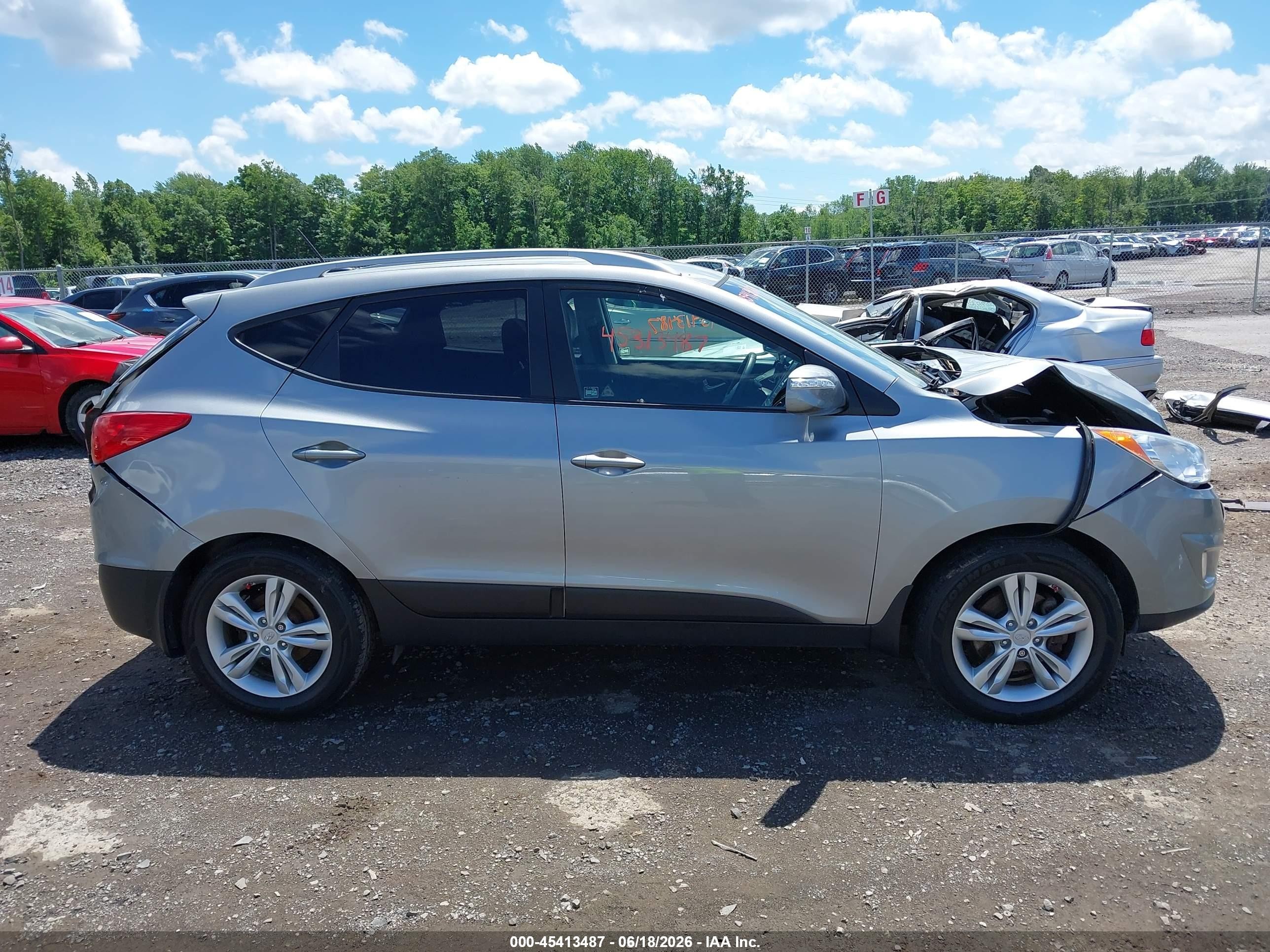 2013 Hyundai Tucson Gls Серый vin: KM8JUCAC0DU729287