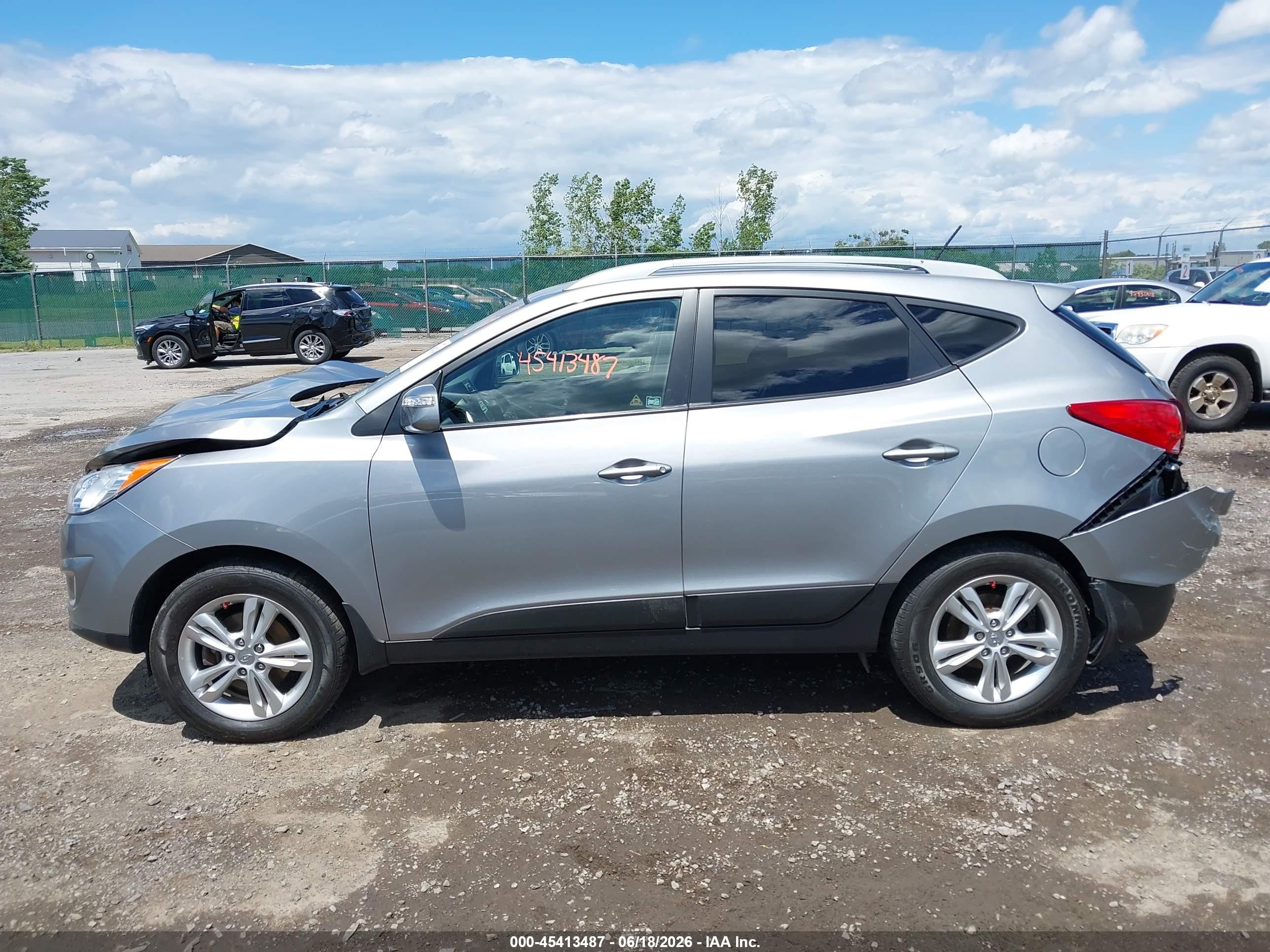 2013 Hyundai Tucson Gls Серый vin: KM8JUCAC0DU729287