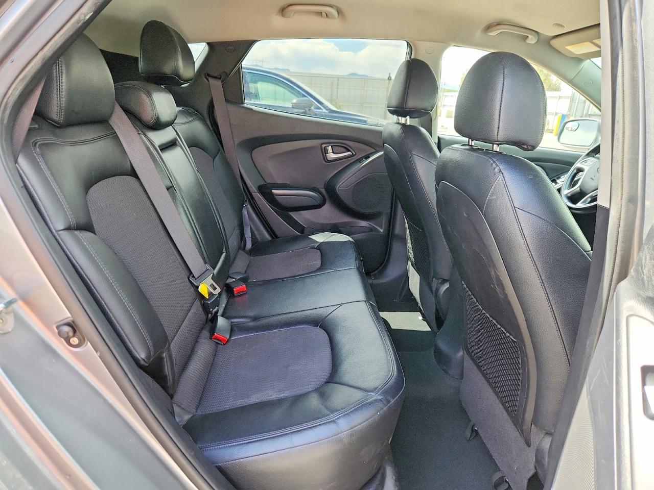 2011 Hyundai Tucson Gls Silver vin: KM8JUCAC1BU259428