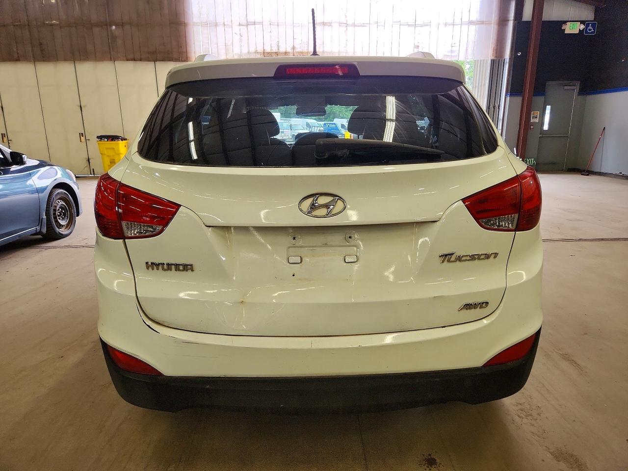 2011 Hyundai Tucson Gls White vin: KM8JUCAC1BU261664