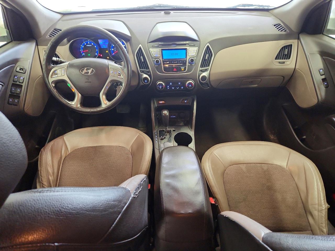2011 Hyundai Tucson Gls White vin: KM8JUCAC1BU261664