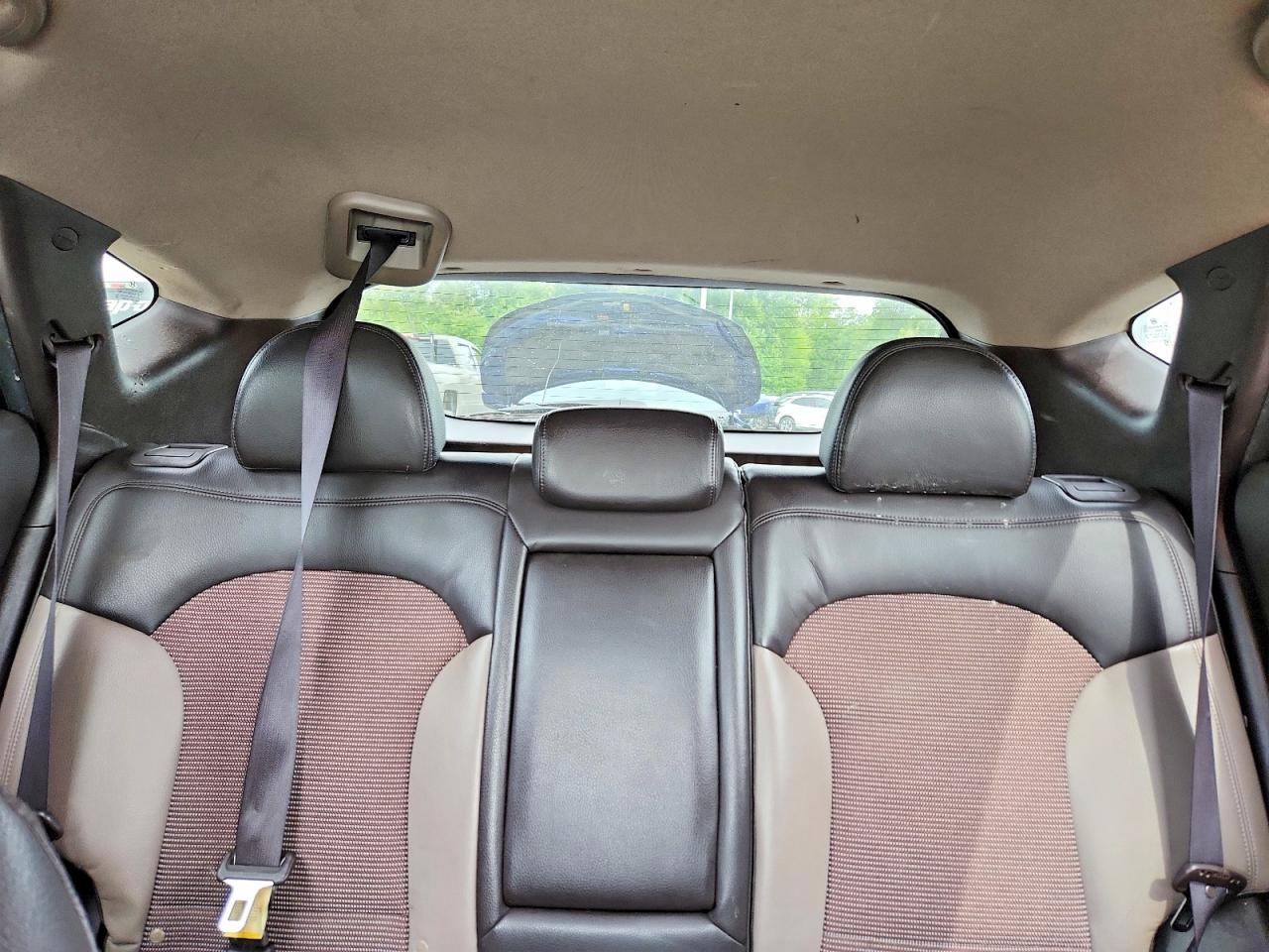 2011 Hyundai Tucson Gls White vin: KM8JUCAC1BU261664
