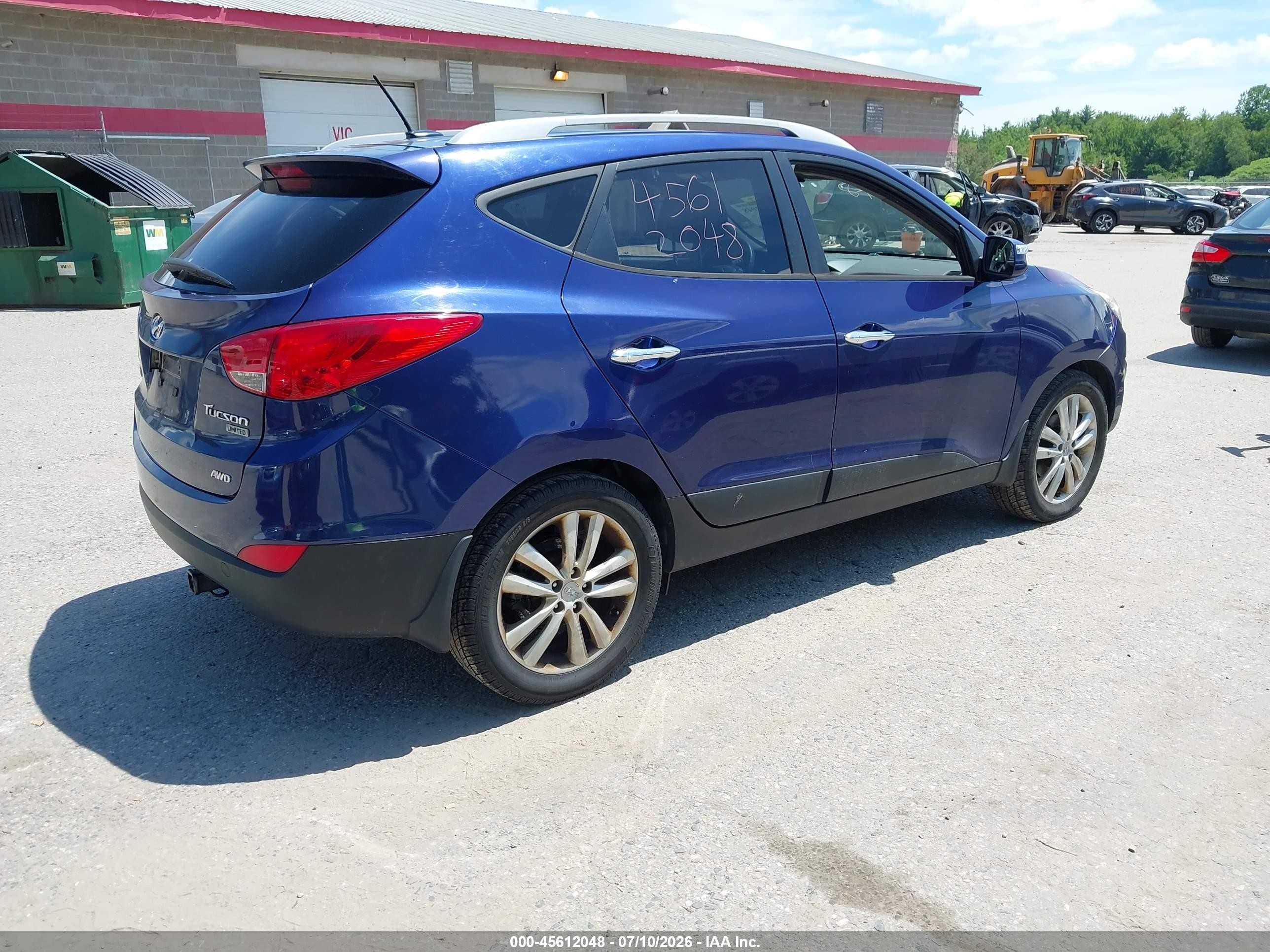 2011 Hyundai Tucson Limited Purple vin: KM8JUCAC1BU316677