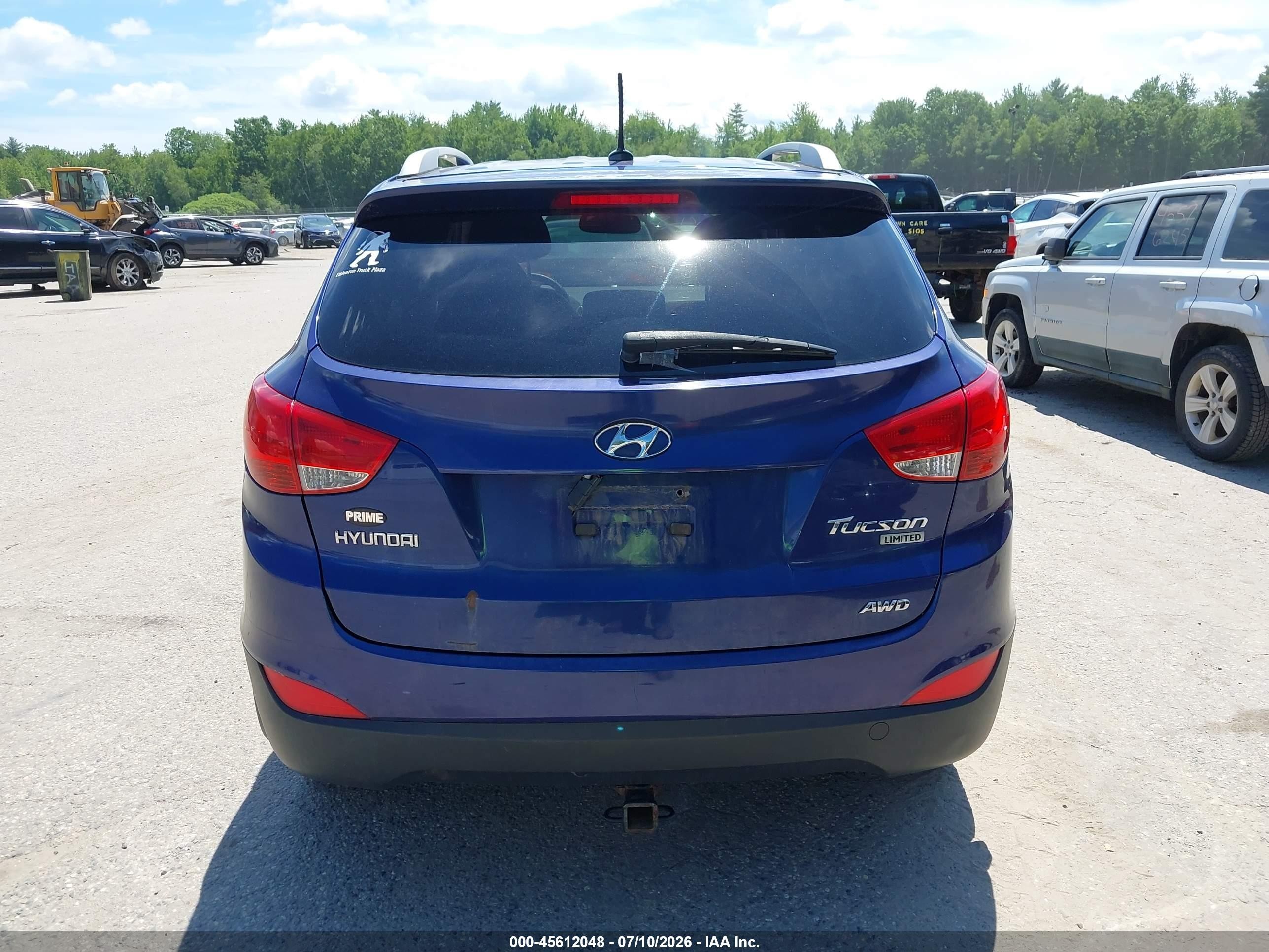 2011 Hyundai Tucson Limited Purple vin: KM8JUCAC1BU316677