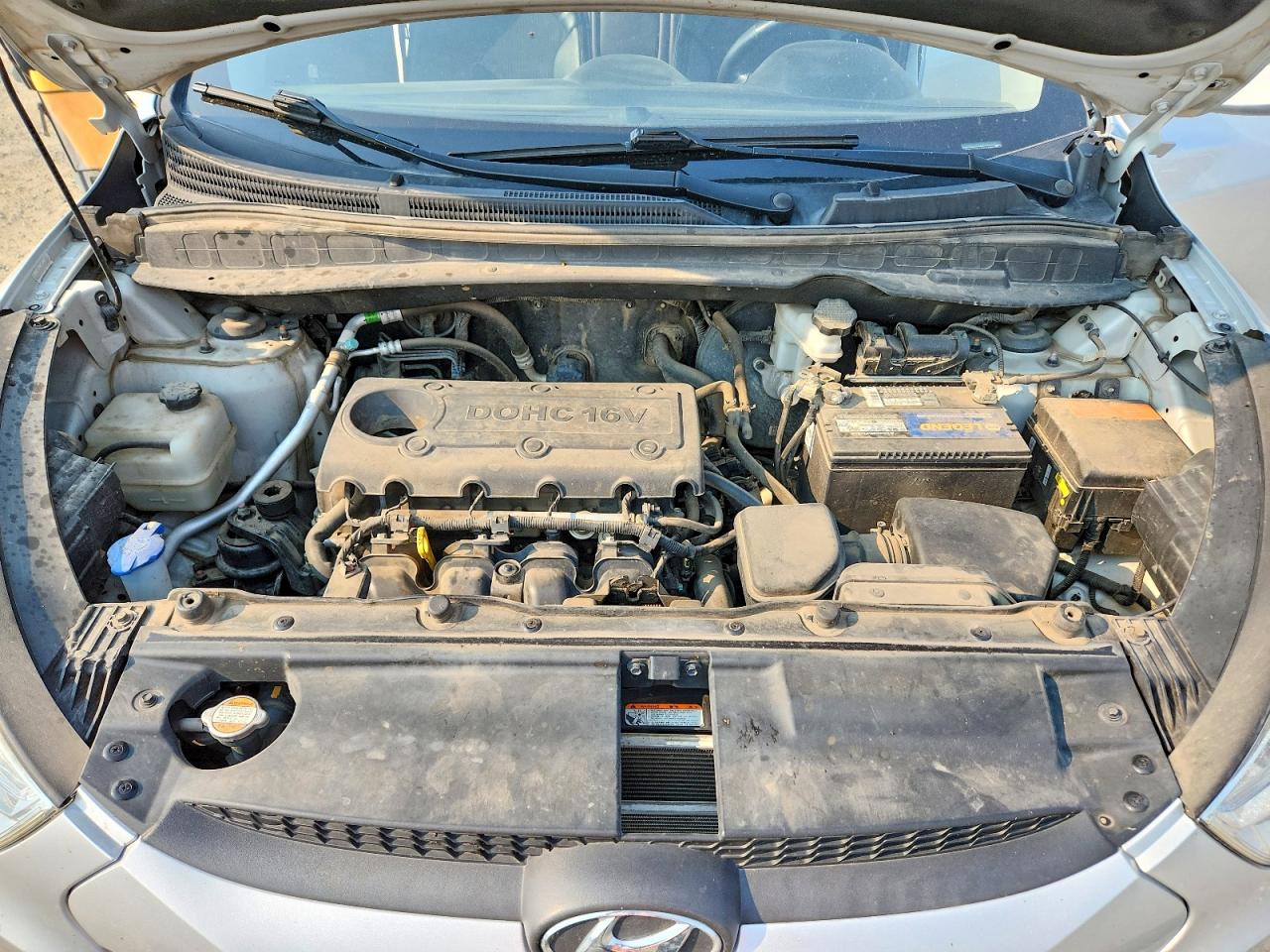 2012 Hyundai Tucson Gls Silver vin: KM8JUCAC1CU467973
