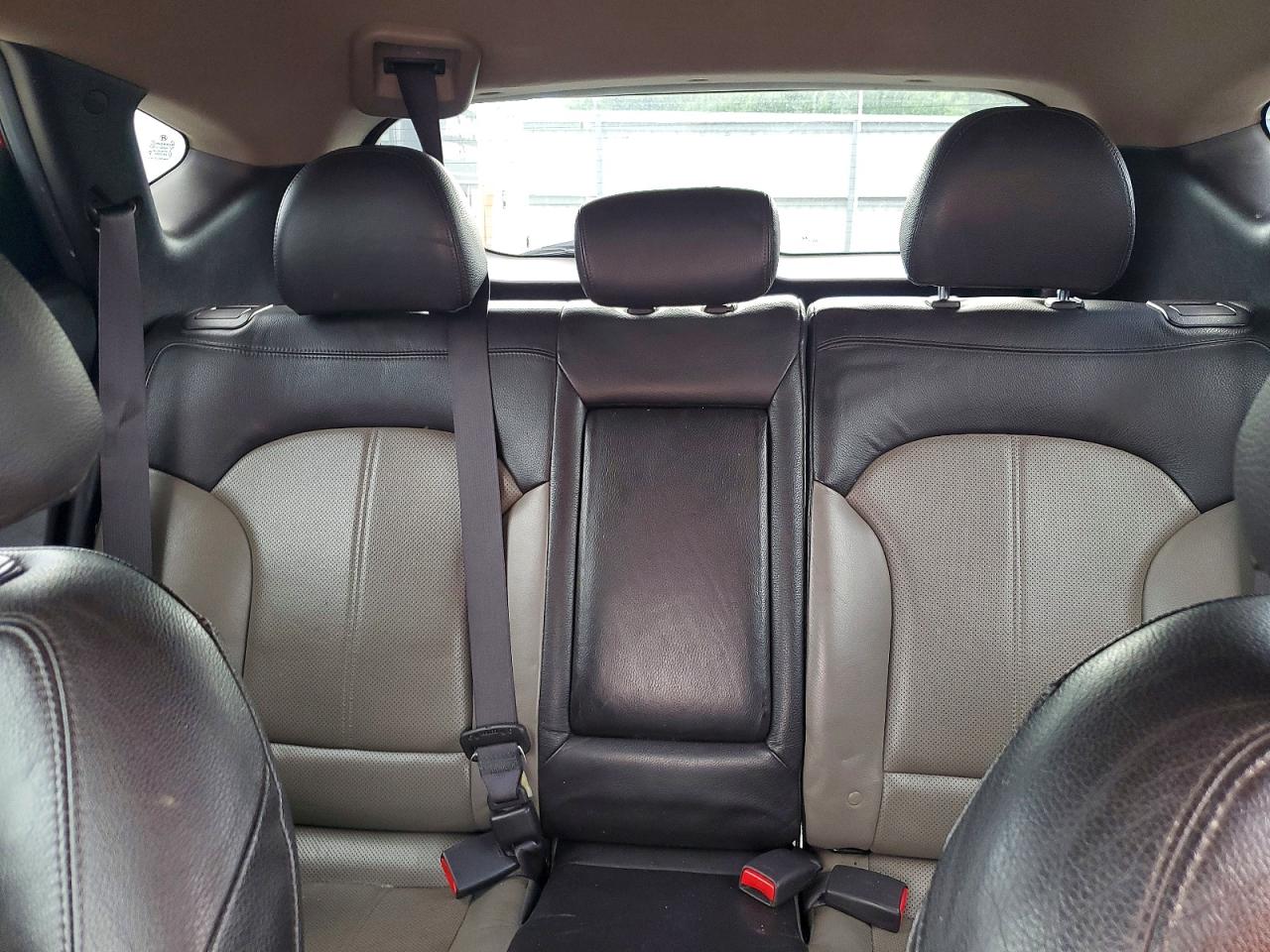 2010 Hyundai Tucson Limited Red vin: KM8JUCAC2AU021604