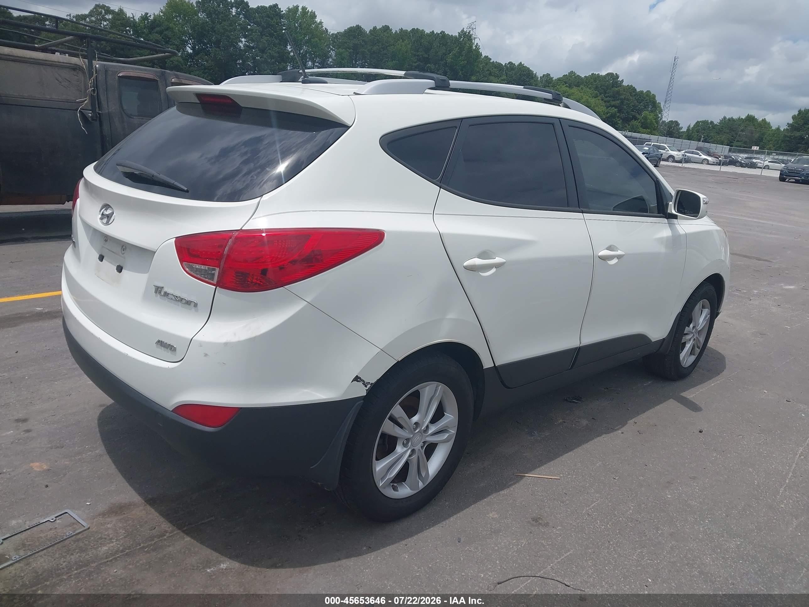 2012 Hyundai Tucson Gls Белый vin: KM8JUCAC2CU371348