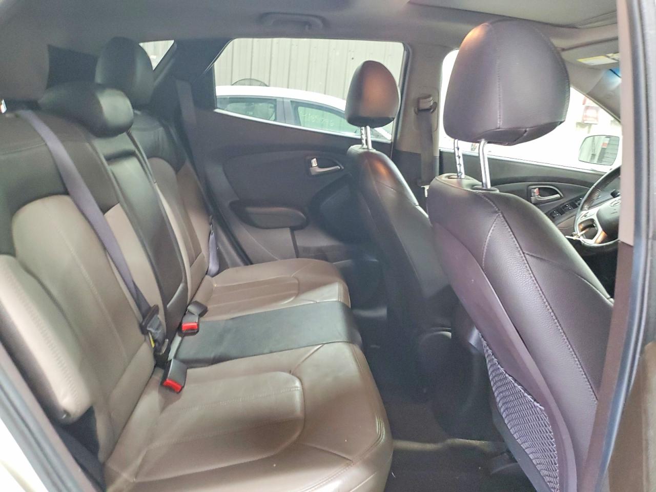 2013 Hyundai Tucson Limited White vin: KM8JUCAC2DU557585