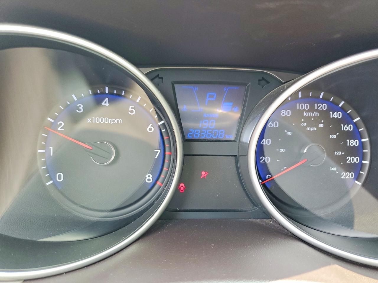 2010 Hyundai Tucson Gls Red vin: KM8JUCAC3AU025628