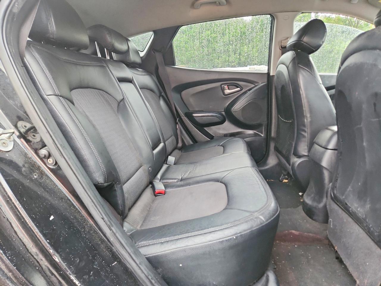 2010 Hyundai Tucson Gls Black vin: KM8JUCAC3AU084520
