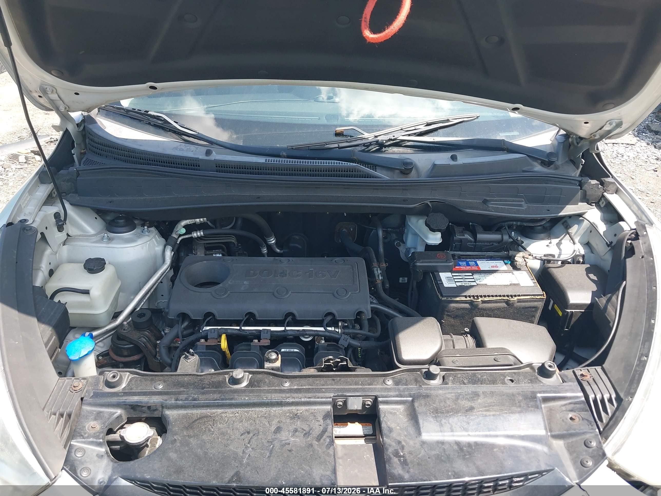 2010 Hyundai Tucson Limited Silver vin: KM8JUCAC3AU107021