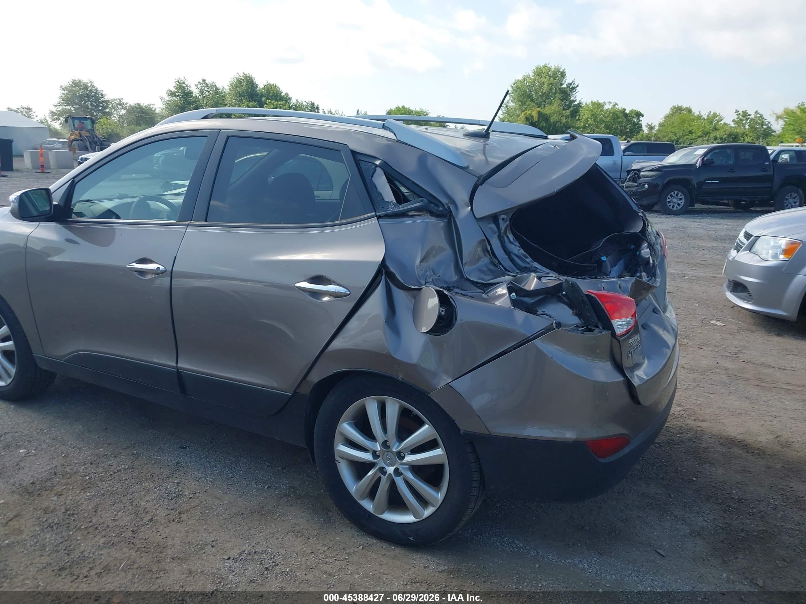 2011 Hyundai Tucson Limited Brown vin: KM8JUCAC3BU290468
