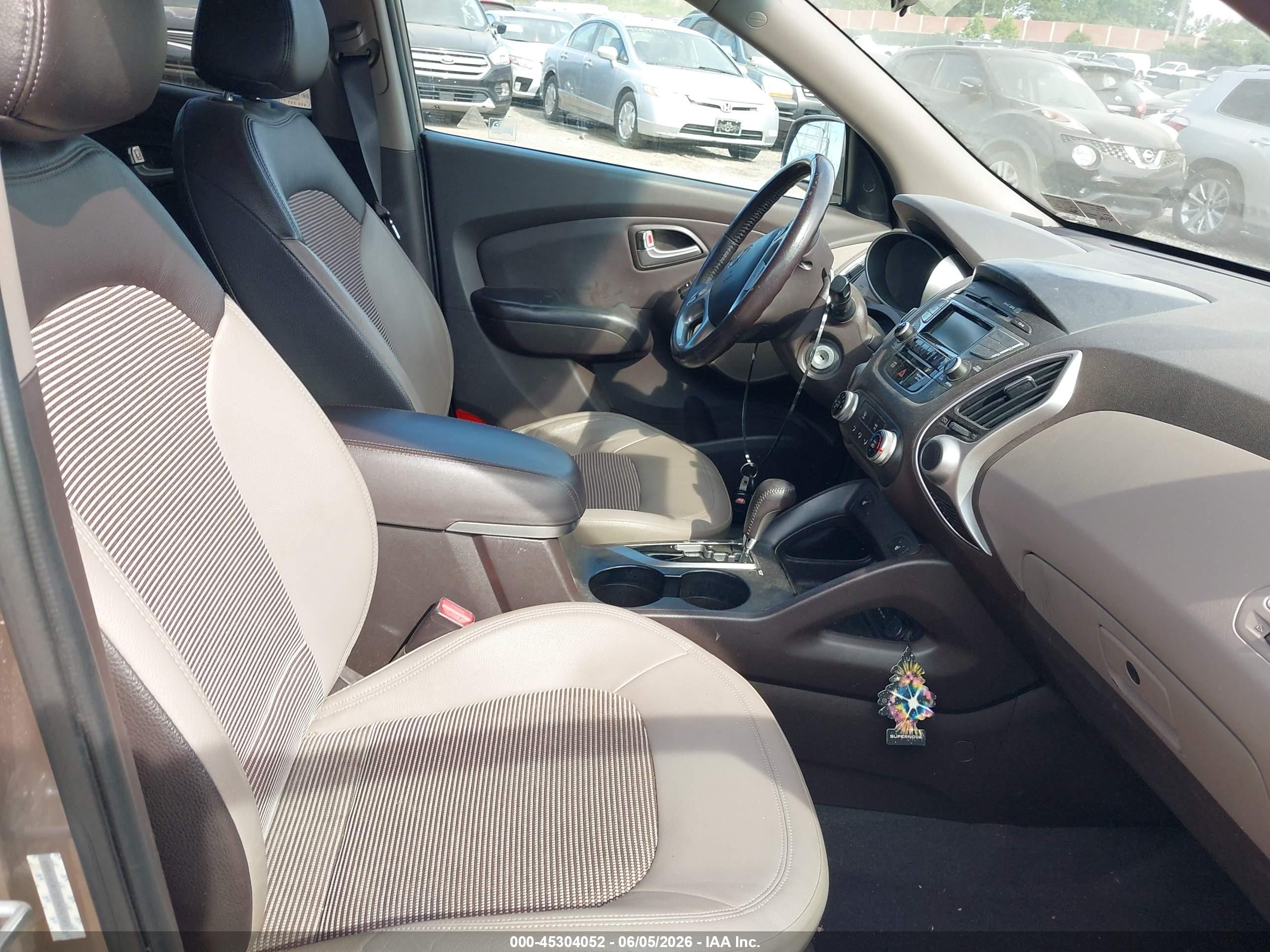 2012 Hyundai Tucson Gls Brown vin: KM8JUCAC3CU404583