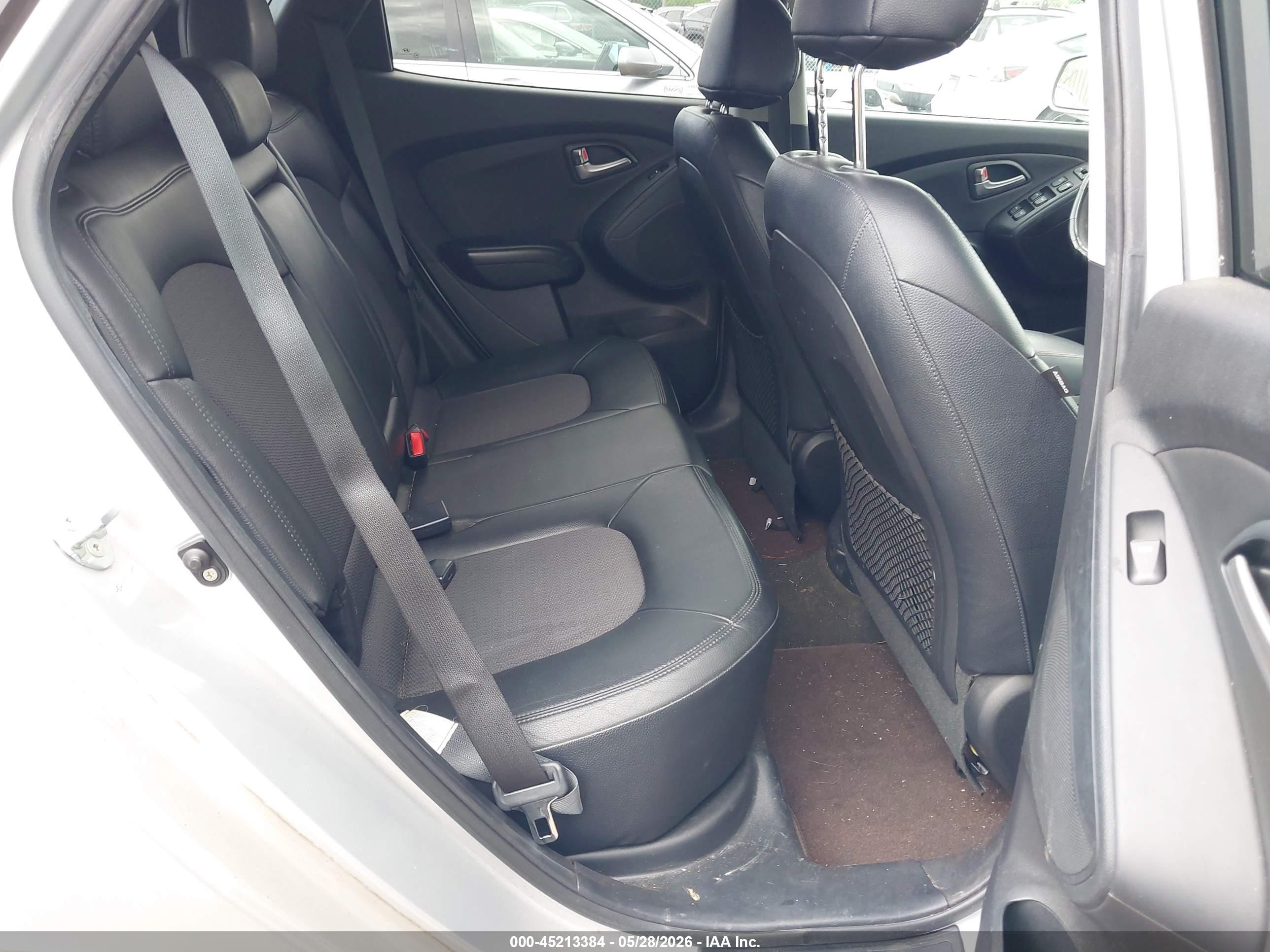 2012 Hyundai Tucson Gls Silver vin: KM8JUCAC3CU420556