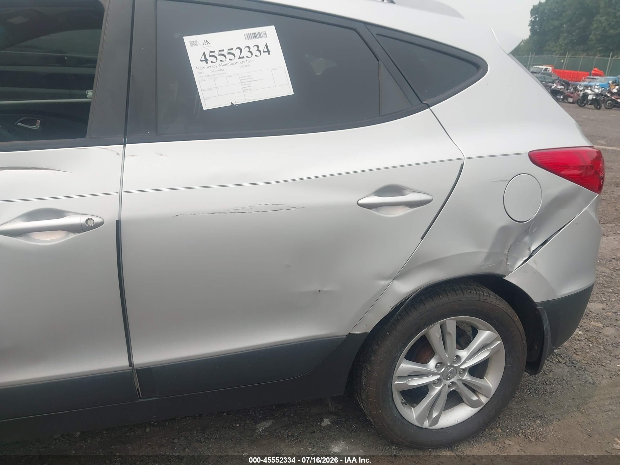 2013 Hyundai Tucson Gls Silver vin: KM8JUCAC3DU561693