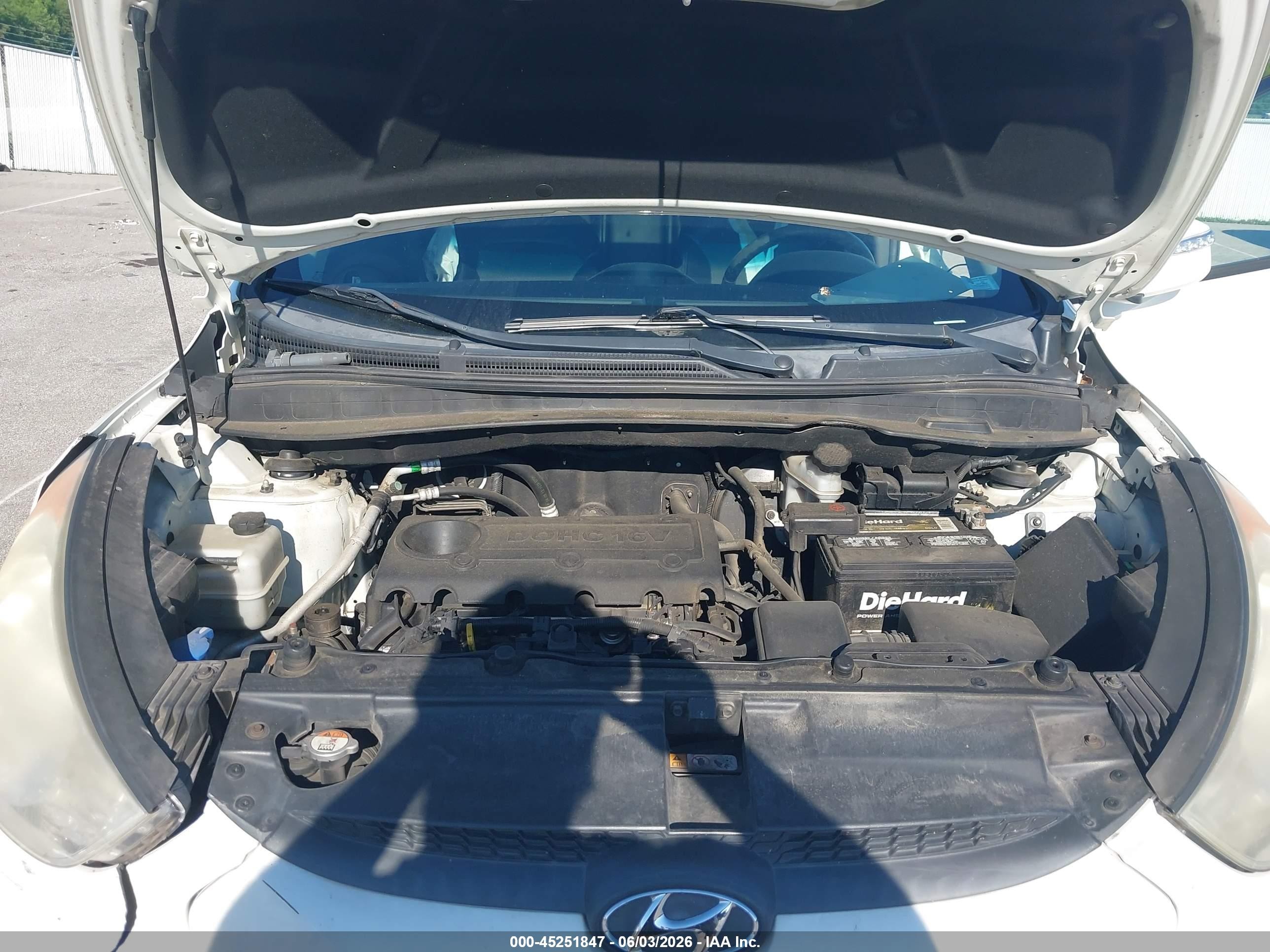 2013 Hyundai Tucson Gls Белый vin: KM8JUCAC3DU618913