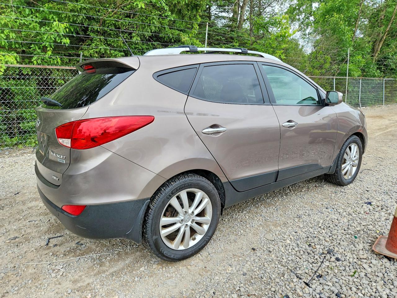 2013 Hyundai Tucson Limited Tan vin: KM8JUCAC3DU621147