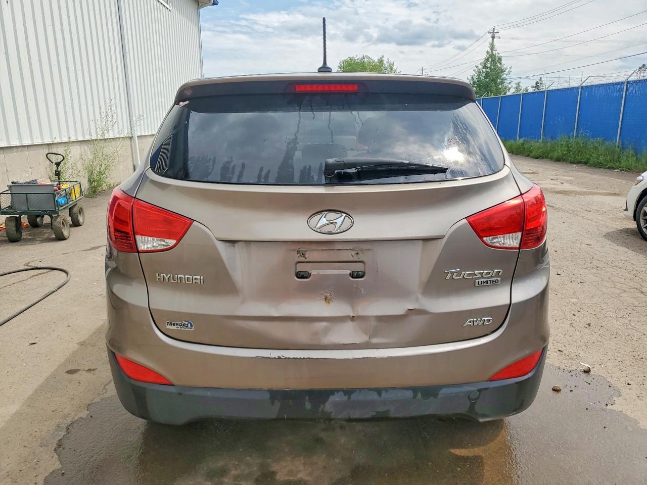 2013 Hyundai Tucson Gls Brown vin: KM8JUCAC3DU630320