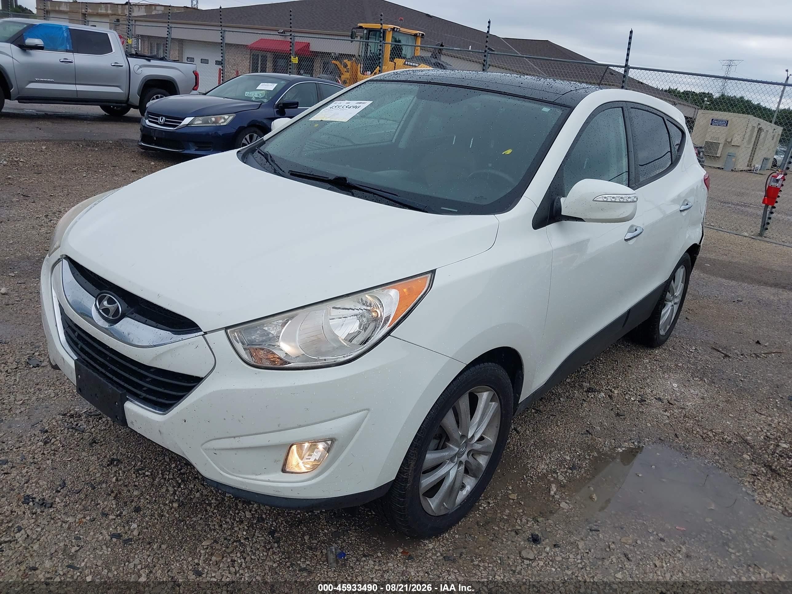 2011 Hyundai Tucson Limited White vin: KM8JUCAC4BU170923