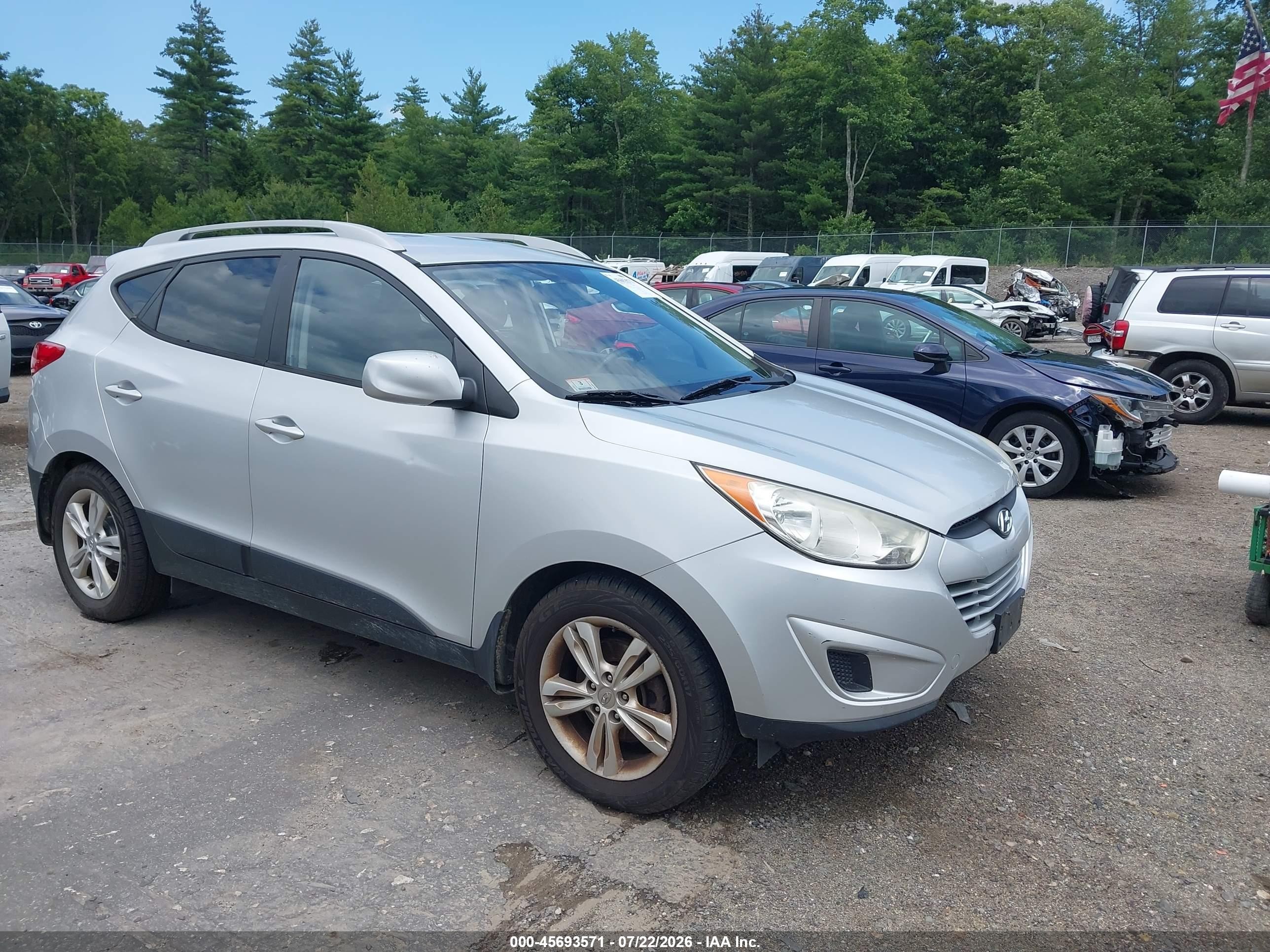 2011 Hyundai Tucson Gls Серебряный vin: KM8JUCAC4BU190704