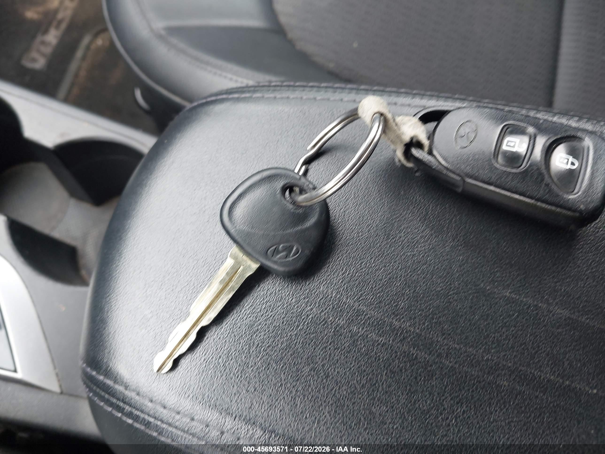 2011 Hyundai Tucson Gls Серебряный vin: KM8JUCAC4BU190704