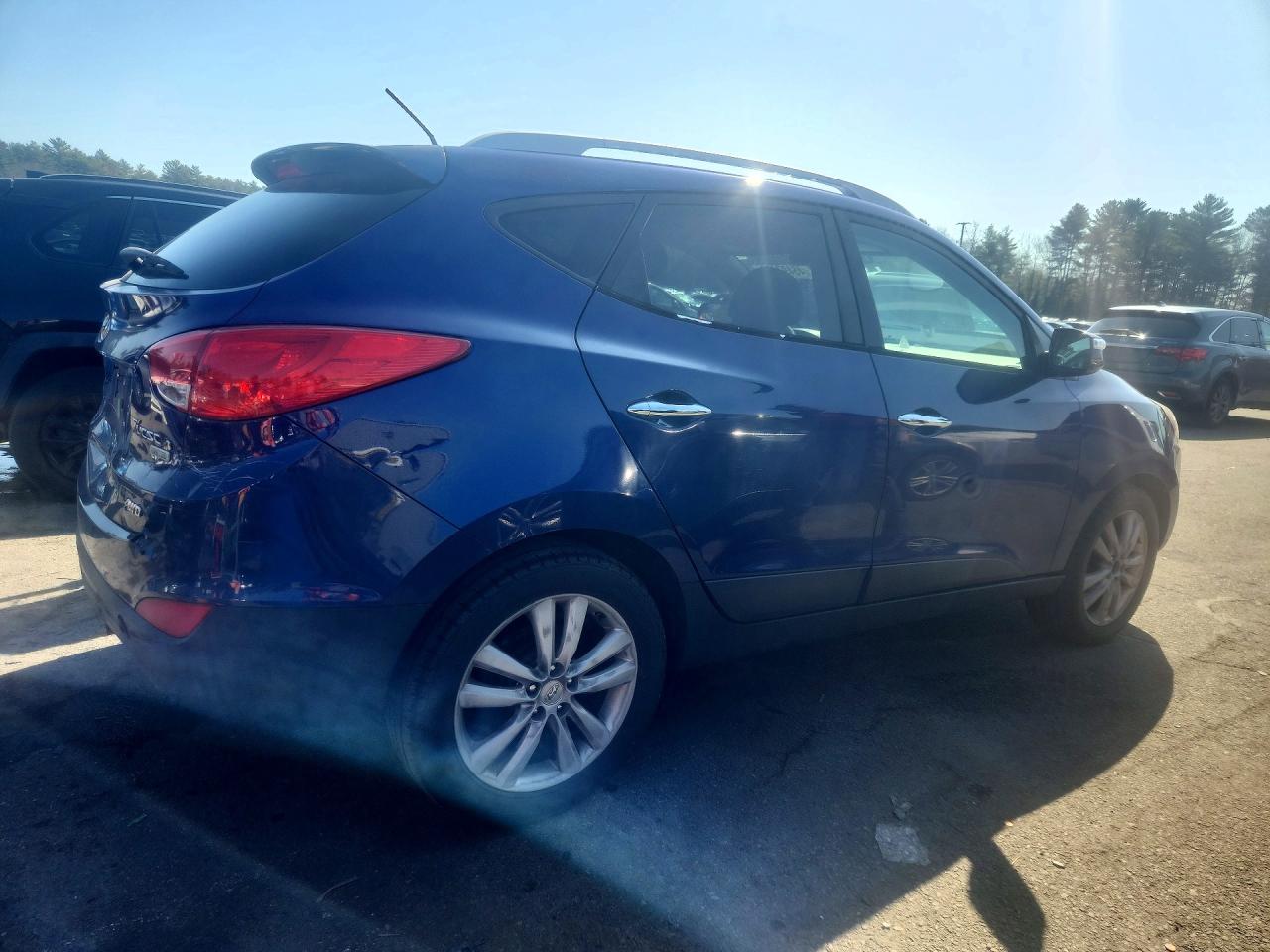 2011 Hyundai Tucson Limited Синий vin: KM8JUCAC4BU316592