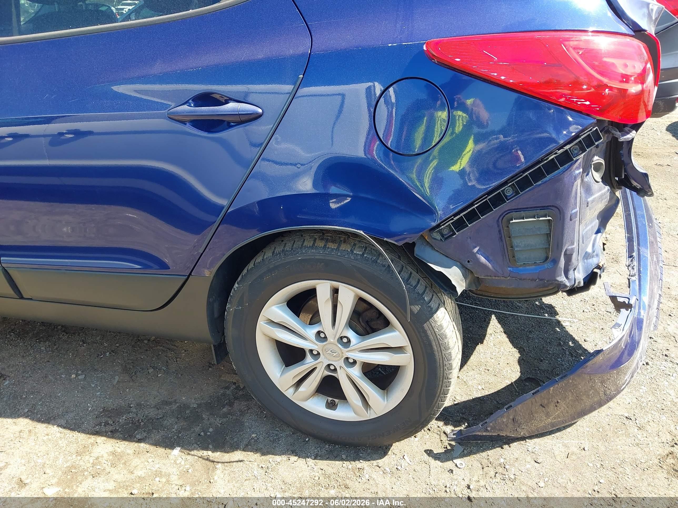 2012 Hyundai Tucson Gls Blue vin: KM8JUCAC4CU418122