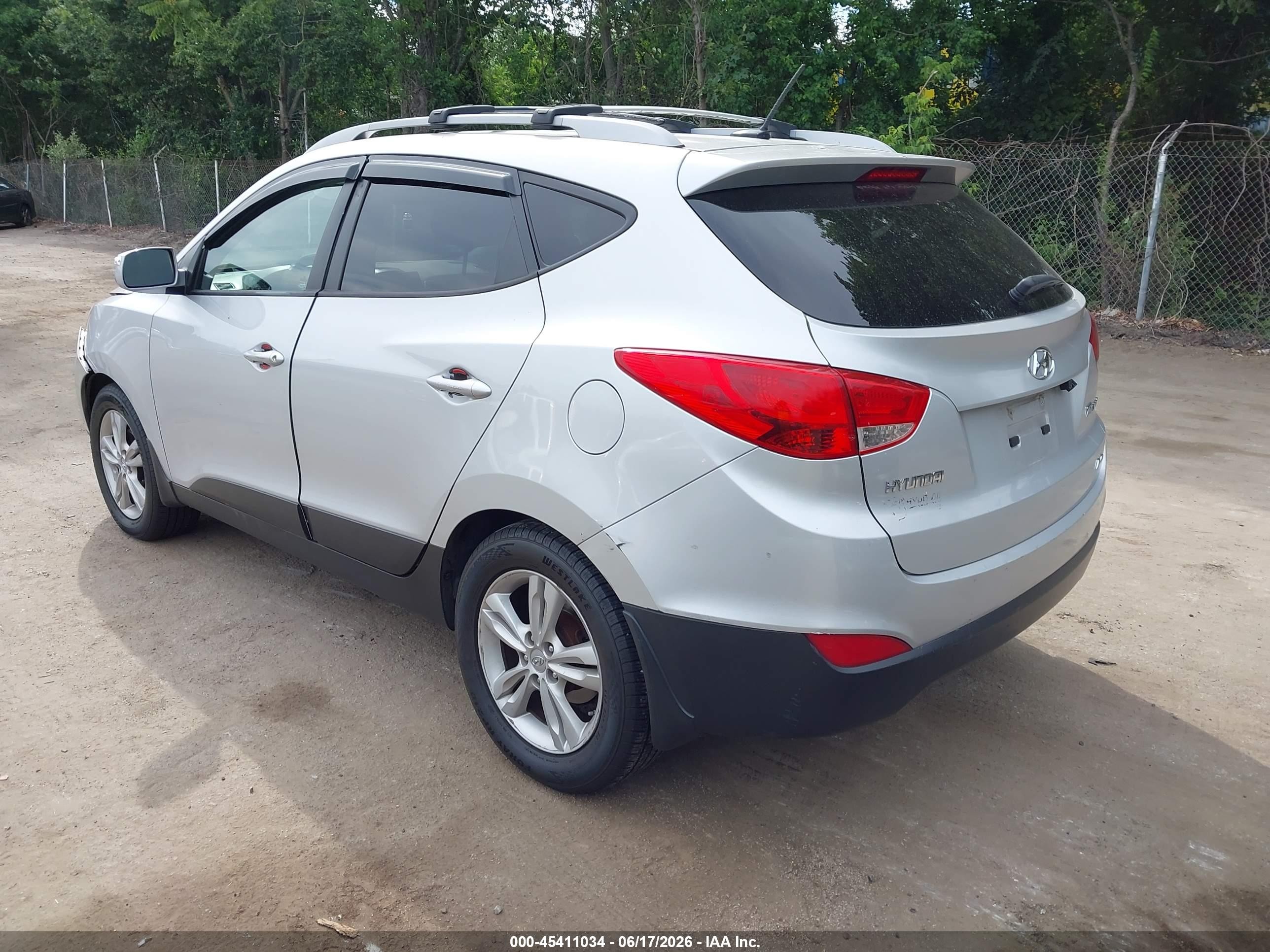 2013 Hyundai Tucson Gls Silver vin: KM8JUCAC4DU590992