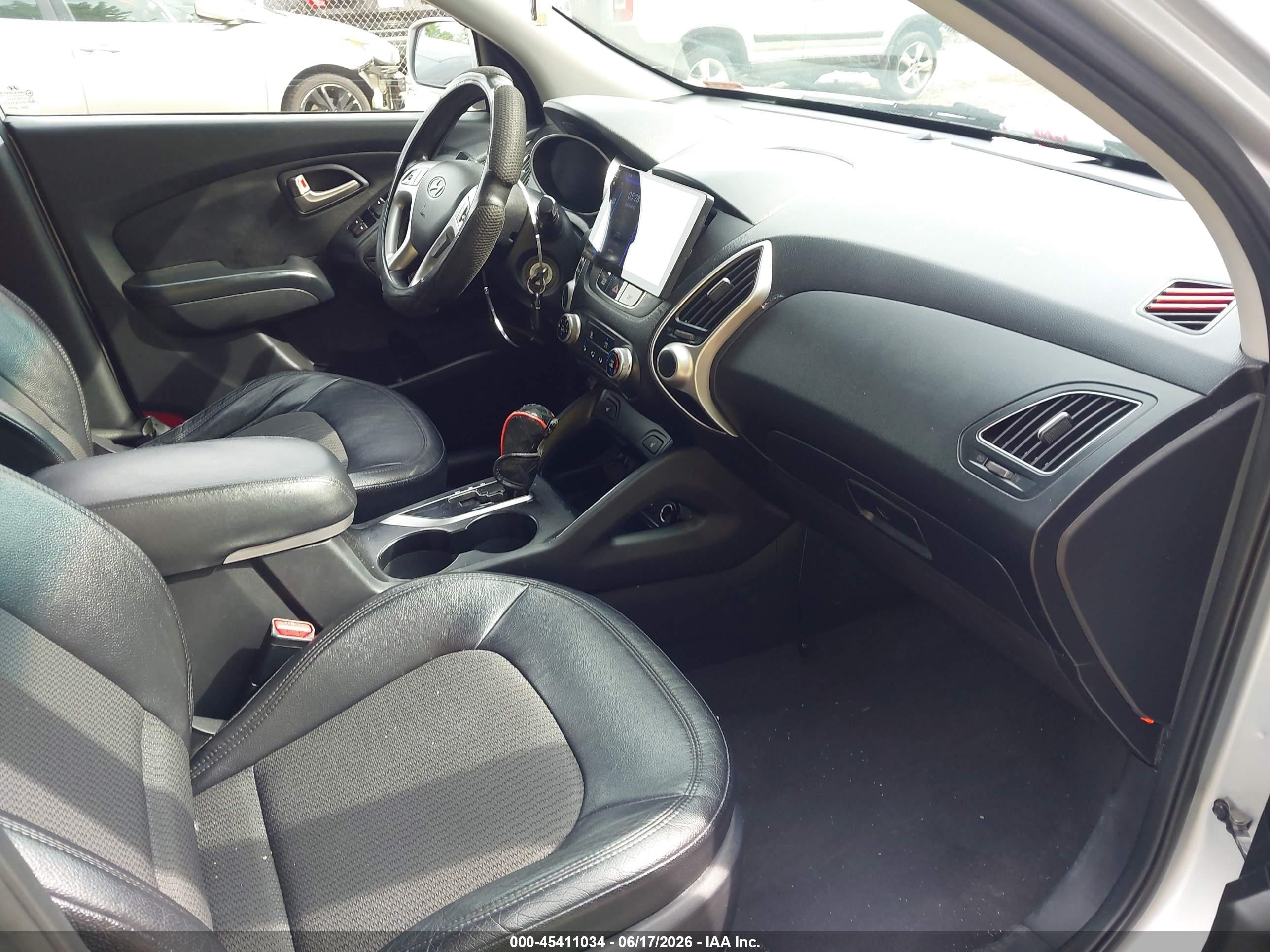 2013 Hyundai Tucson Gls Silver vin: KM8JUCAC4DU590992