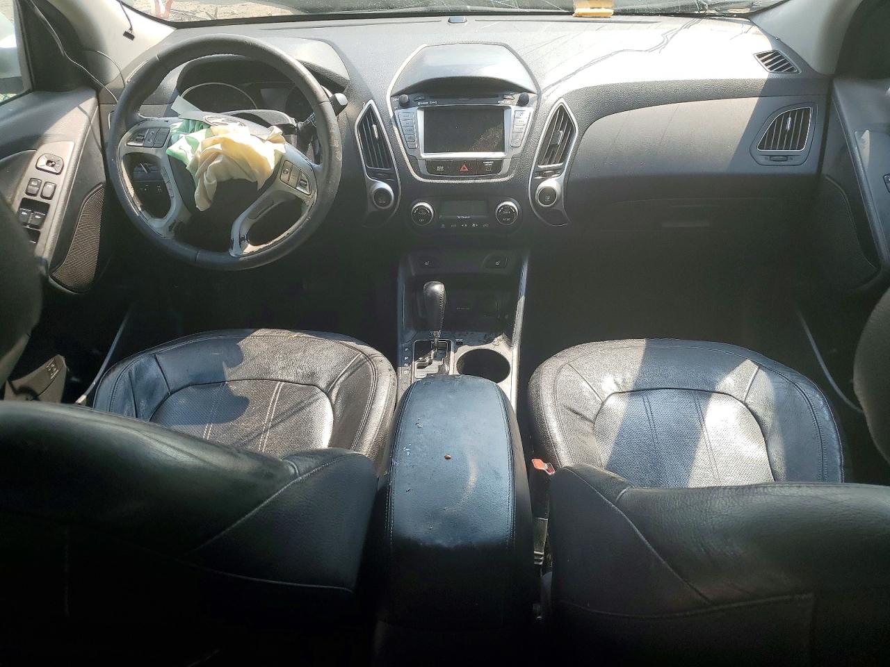 2013 Hyundai Tucson Limited Silver vin: KM8JUCAC4DU643450