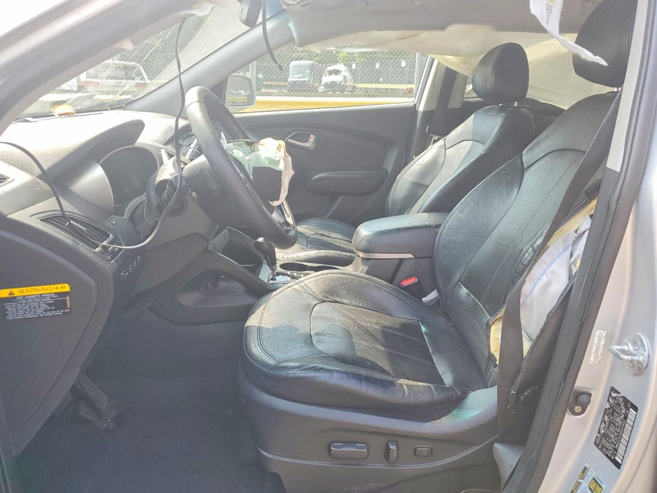 2013 Hyundai Tucson Limited Silver vin: KM8JUCAC4DU643450