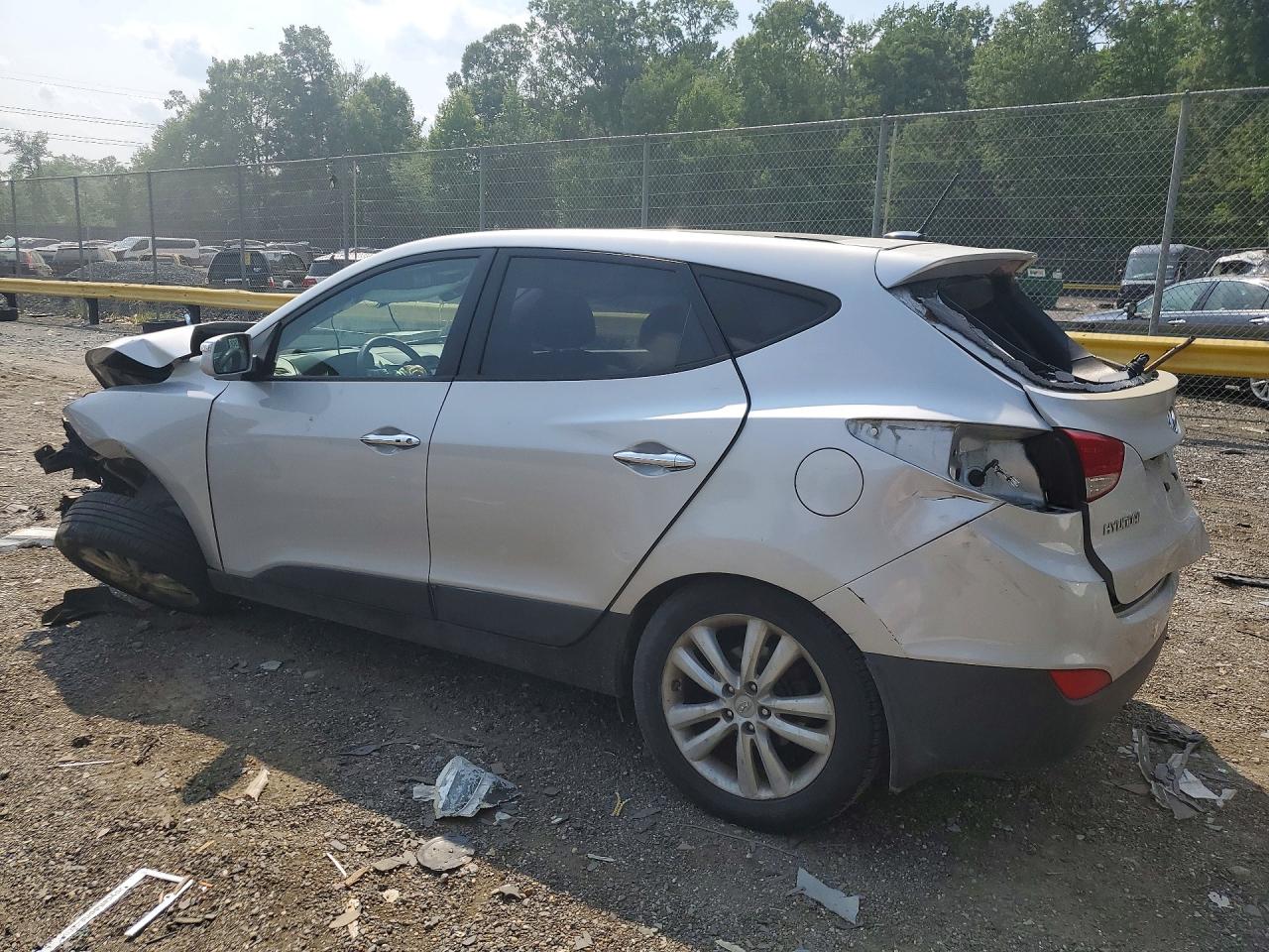 2013 Hyundai Tucson Limited Silver vin: KM8JUCAC4DU643450